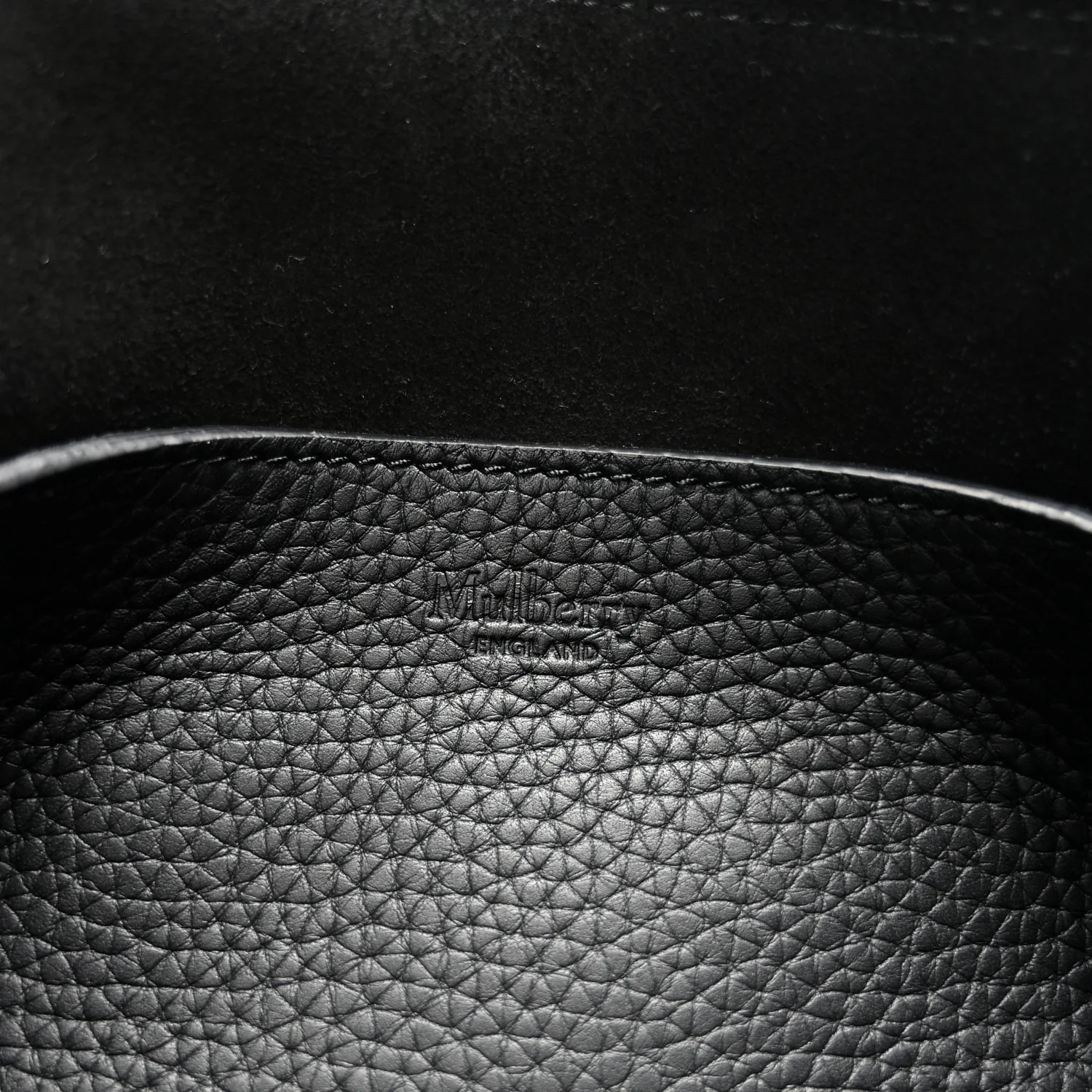 Heavy Grain Medium Alexa Black