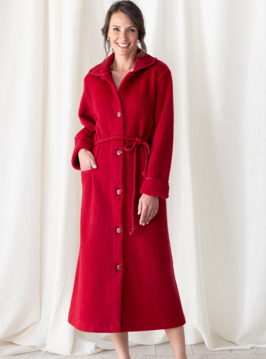 Robe de chambre femme en laine des Pyrénées rouge griotte