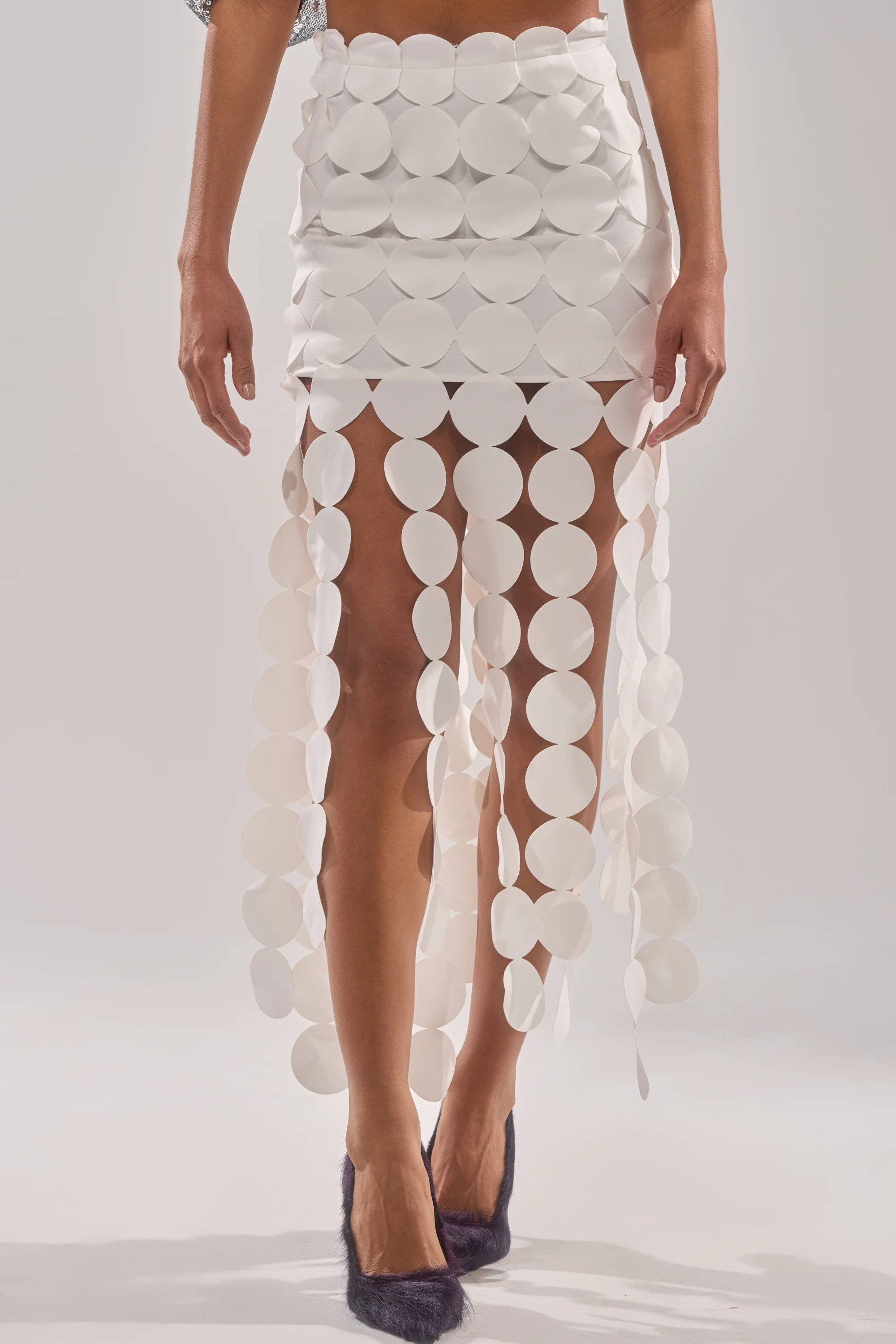 ROYALTY CIRCLE CUT OUT MAXI SKIRT - Akira Store