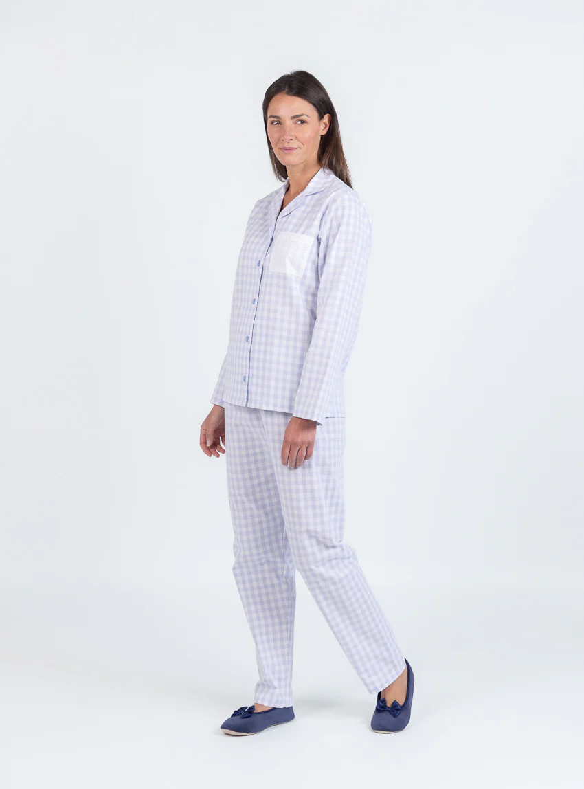 Pyjama femme en coton vichy bleu pastel