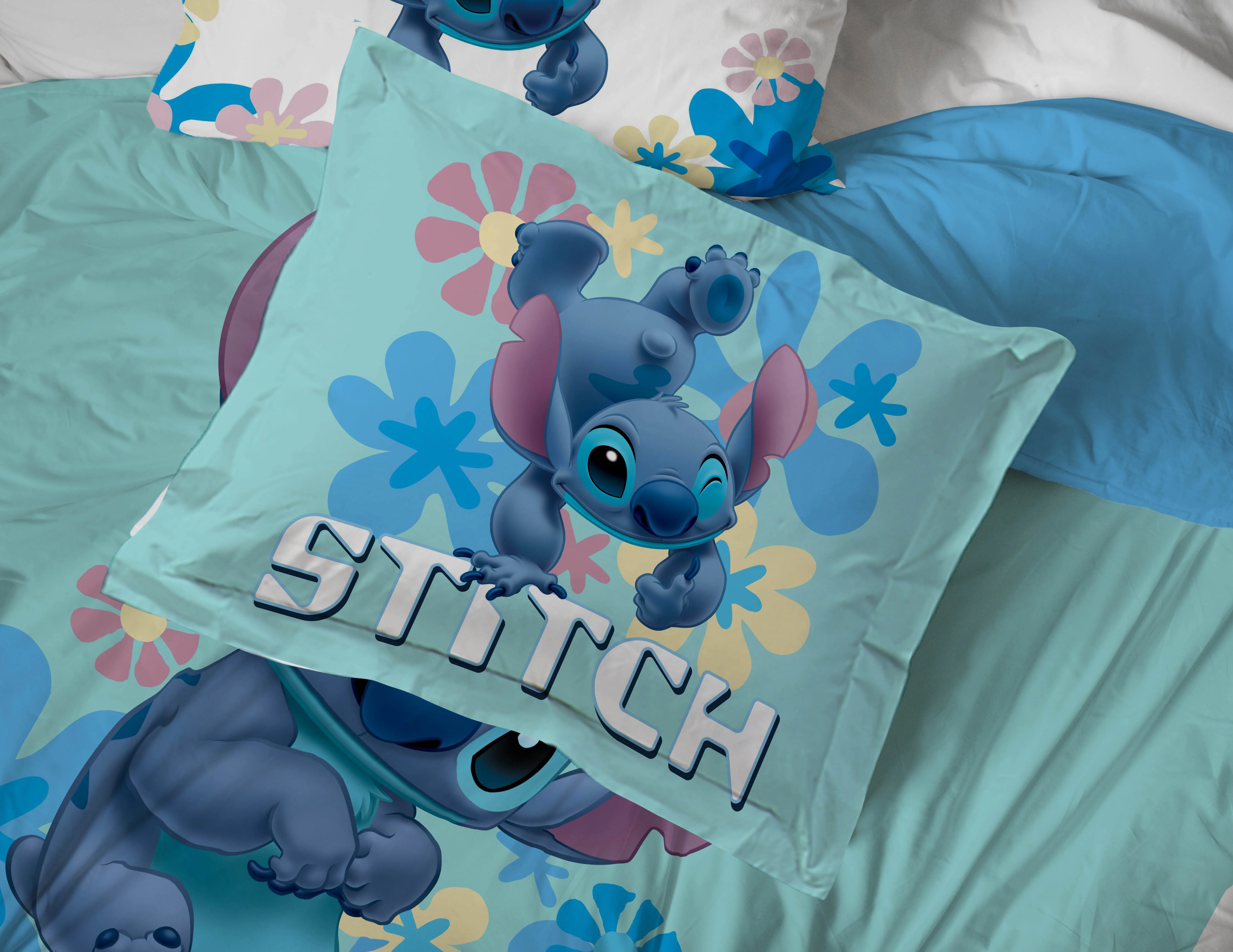 Lilo and Stitch Sweet Stitch 5 Piece Twin Size Kids Comforter Set with Sham Super Soft Bed Set for Kids(Twin/Sweet Stitch) - Image 6