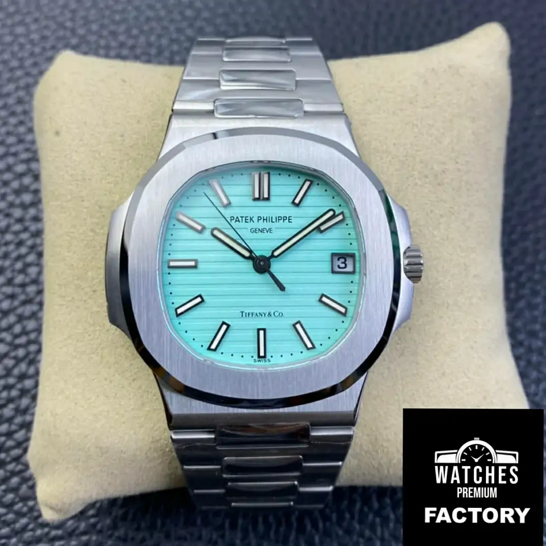 Patek Philippe Nautilus 5711 / 1A-018 3K Factory Blue Dial