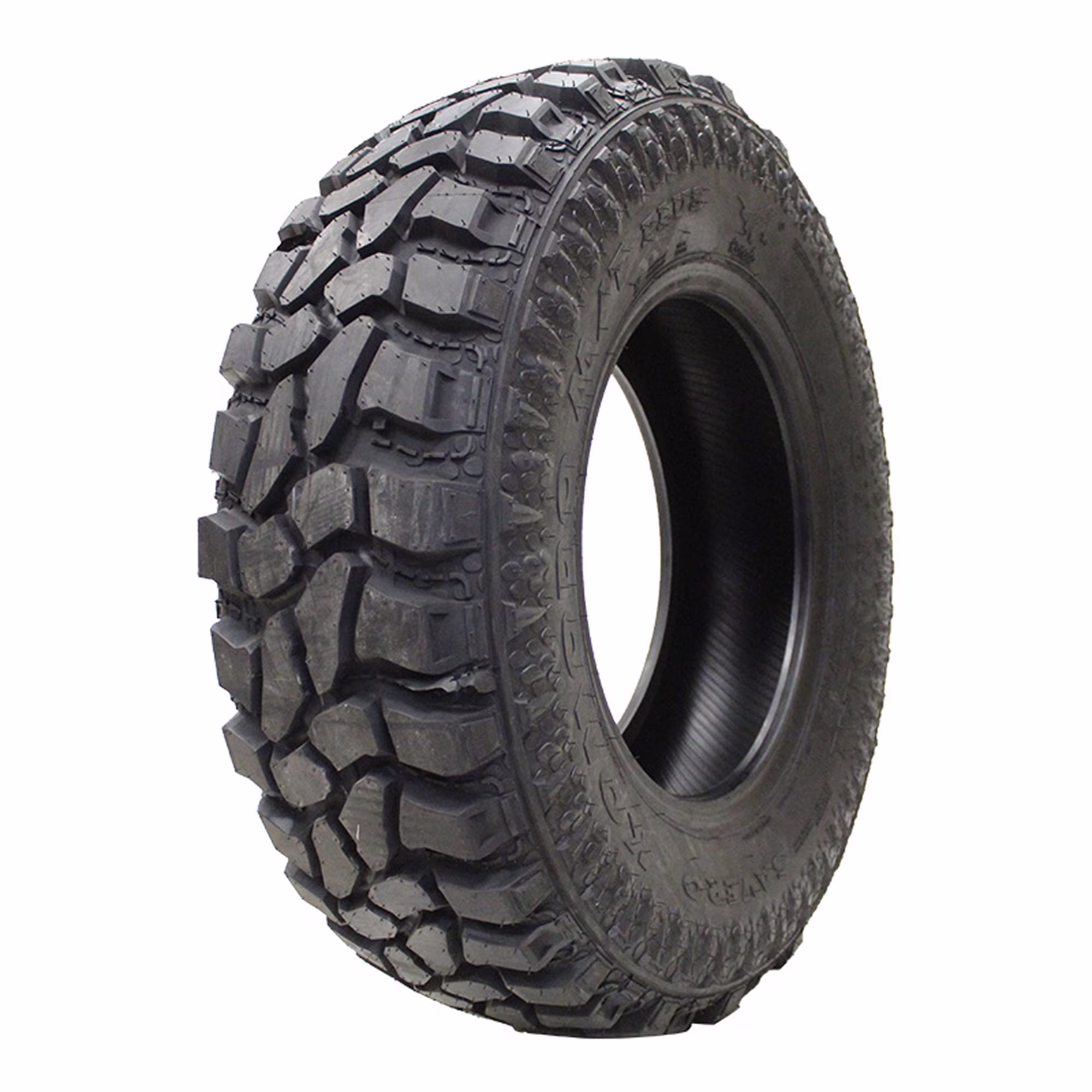 GT Radial Komodo MT Plus Mud-Terrain LT245/75R16 120/116Q E Light Truck Tire