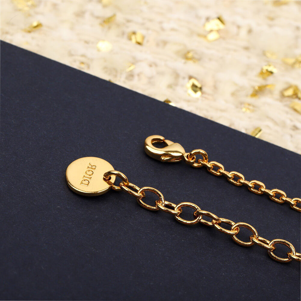 DIOR PEARL NECKLACE