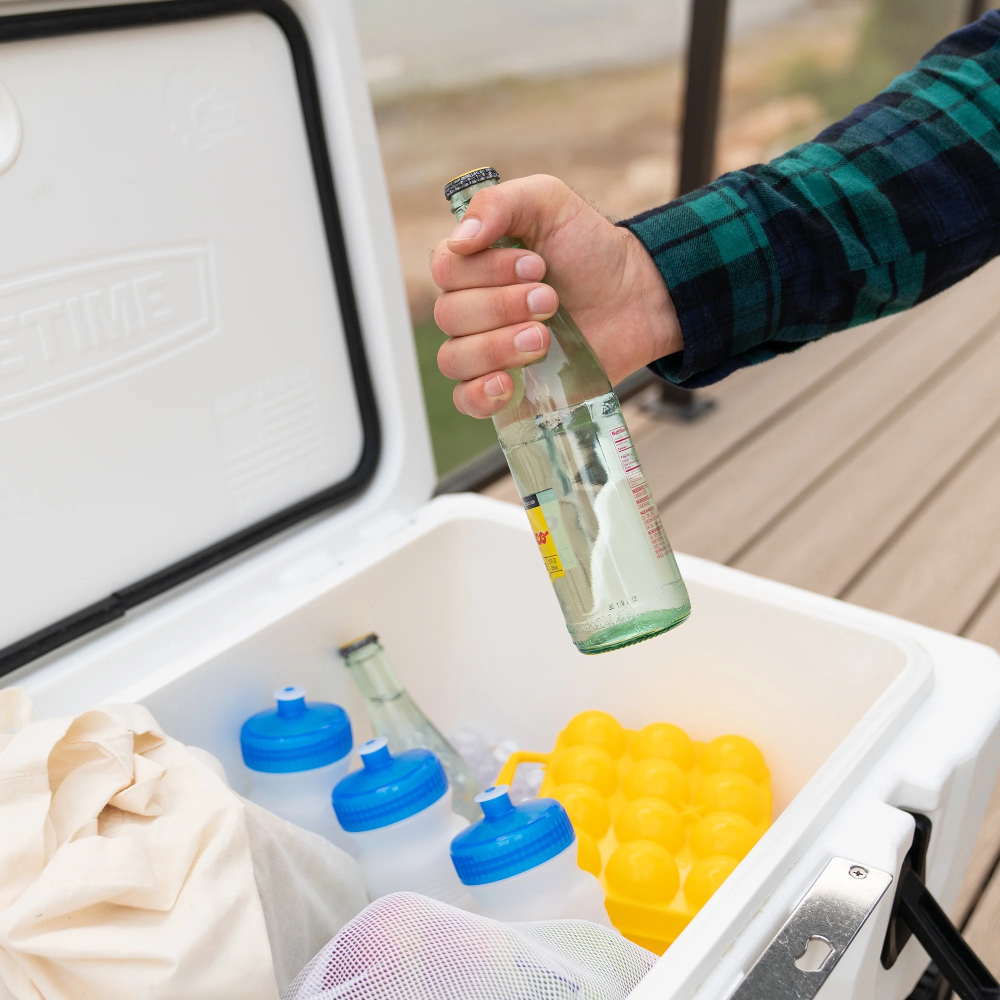 55 qt Bear-Resistant Camping Cooler Wheeled, Premium High Performance, Ice Retention, Hard Cooler, 60 Can Capacity, White (91072)(Single) - Image 10