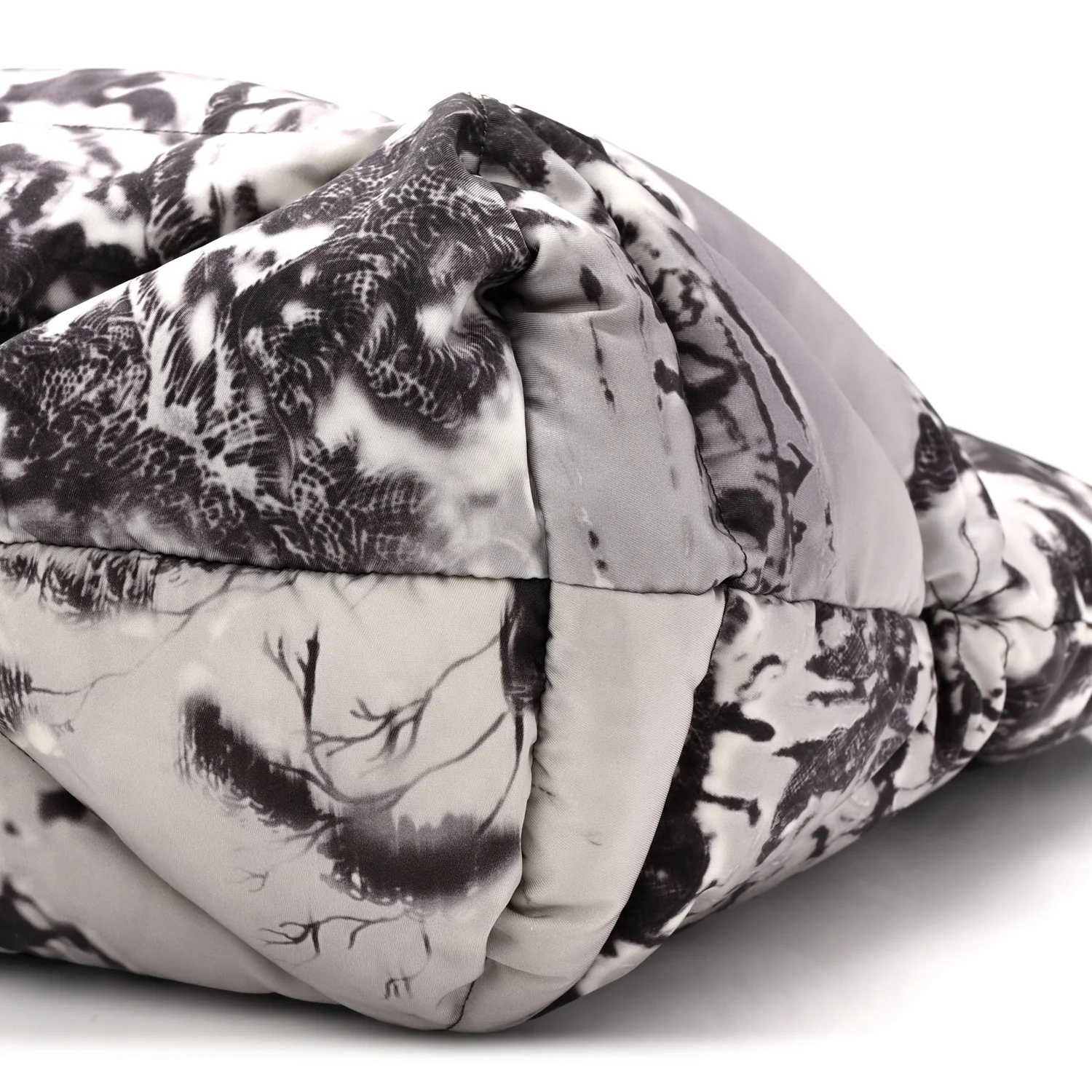 Re-Nylon Padded Printed Medium Tote Bag Black White