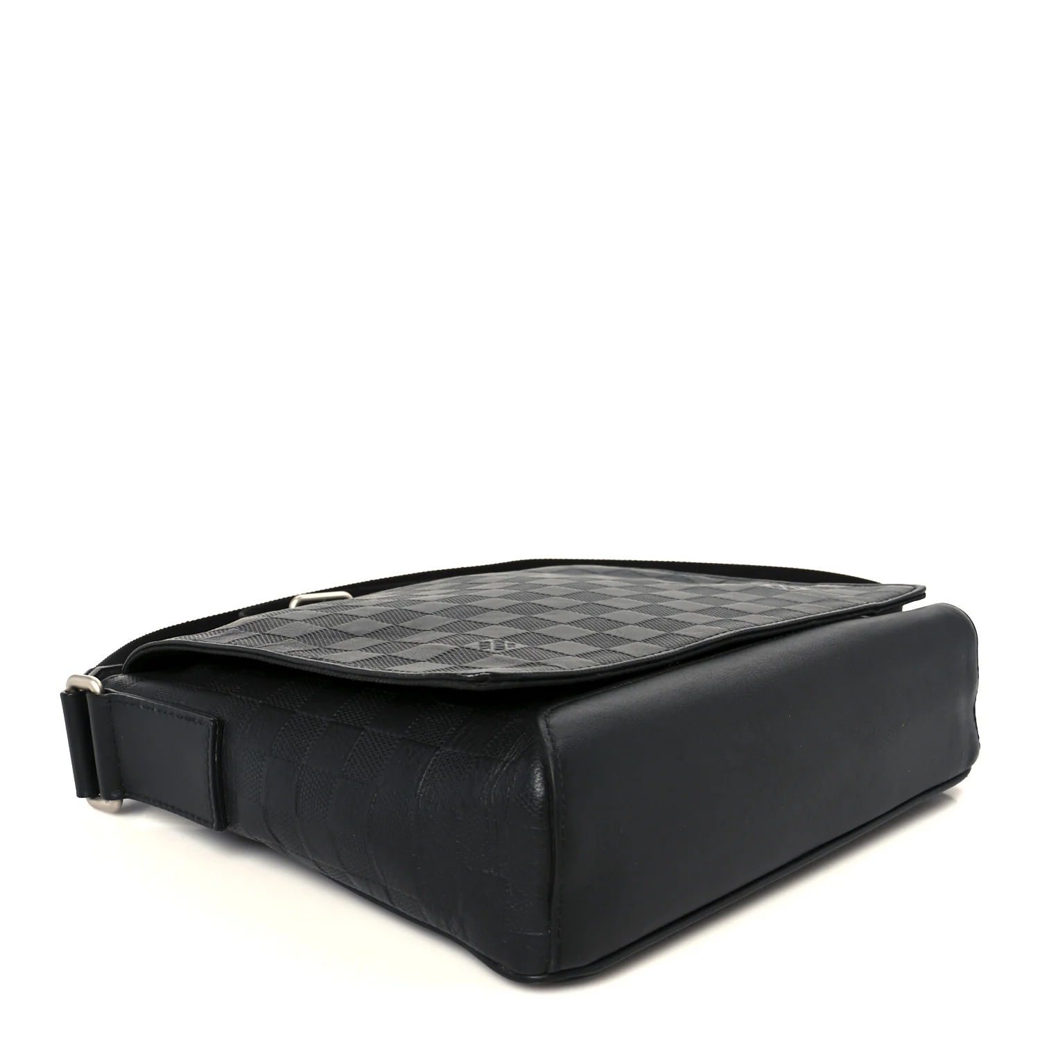 Damier Infini District PM Onyx