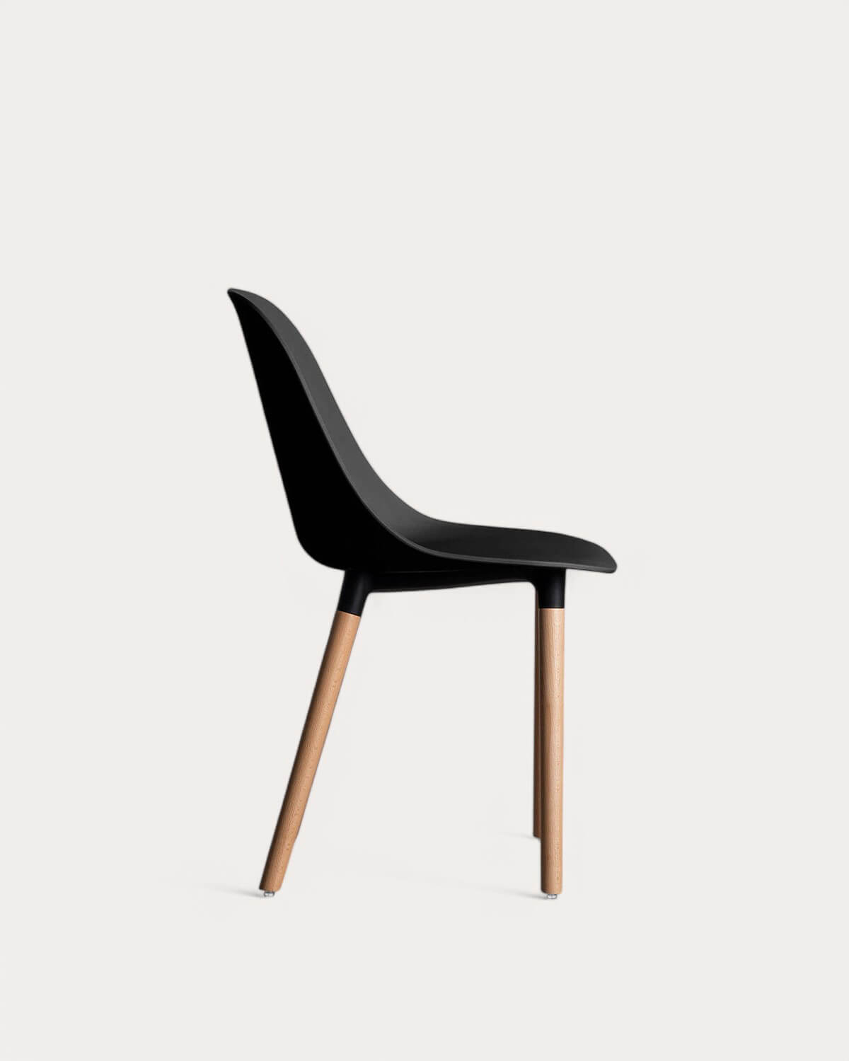 Reine - Pack 4 Sillas de Comedor de Polipropileno y Madera Reine