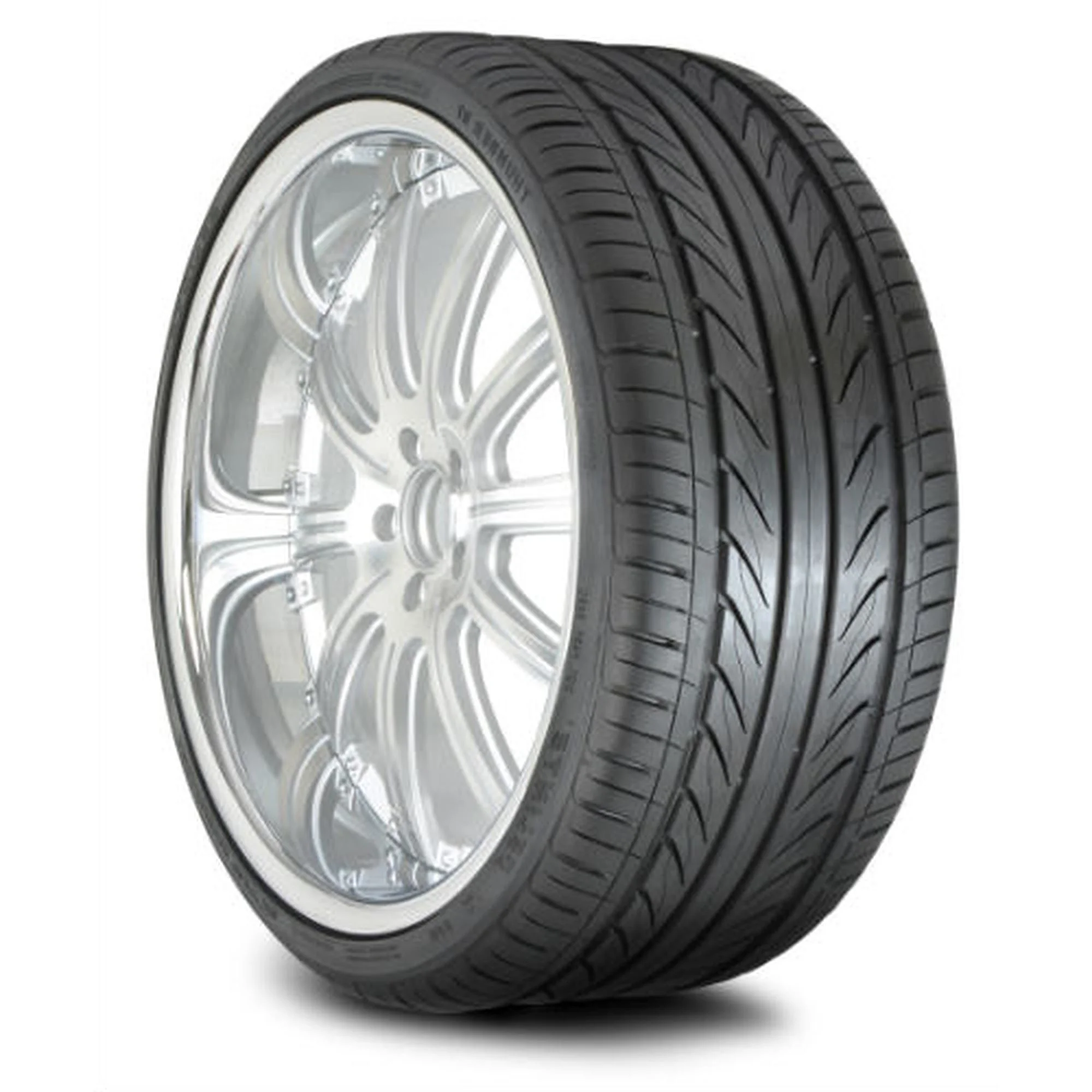 Delinte Thunder D7 All-Season 235/30R22 90W Passenger Tire