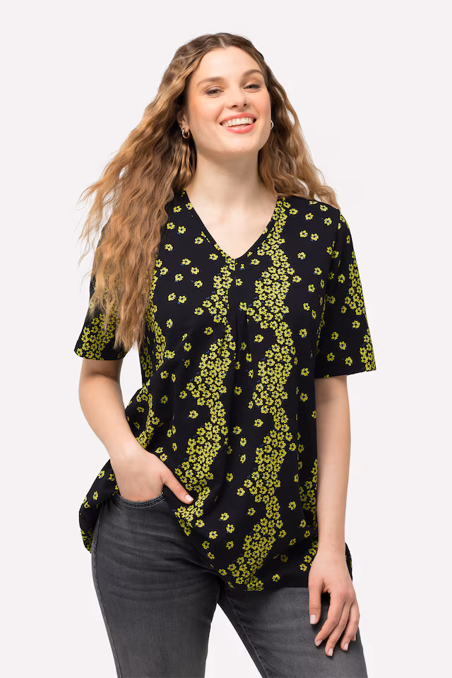 Floral Print Short Sleeve V-Neck Tee