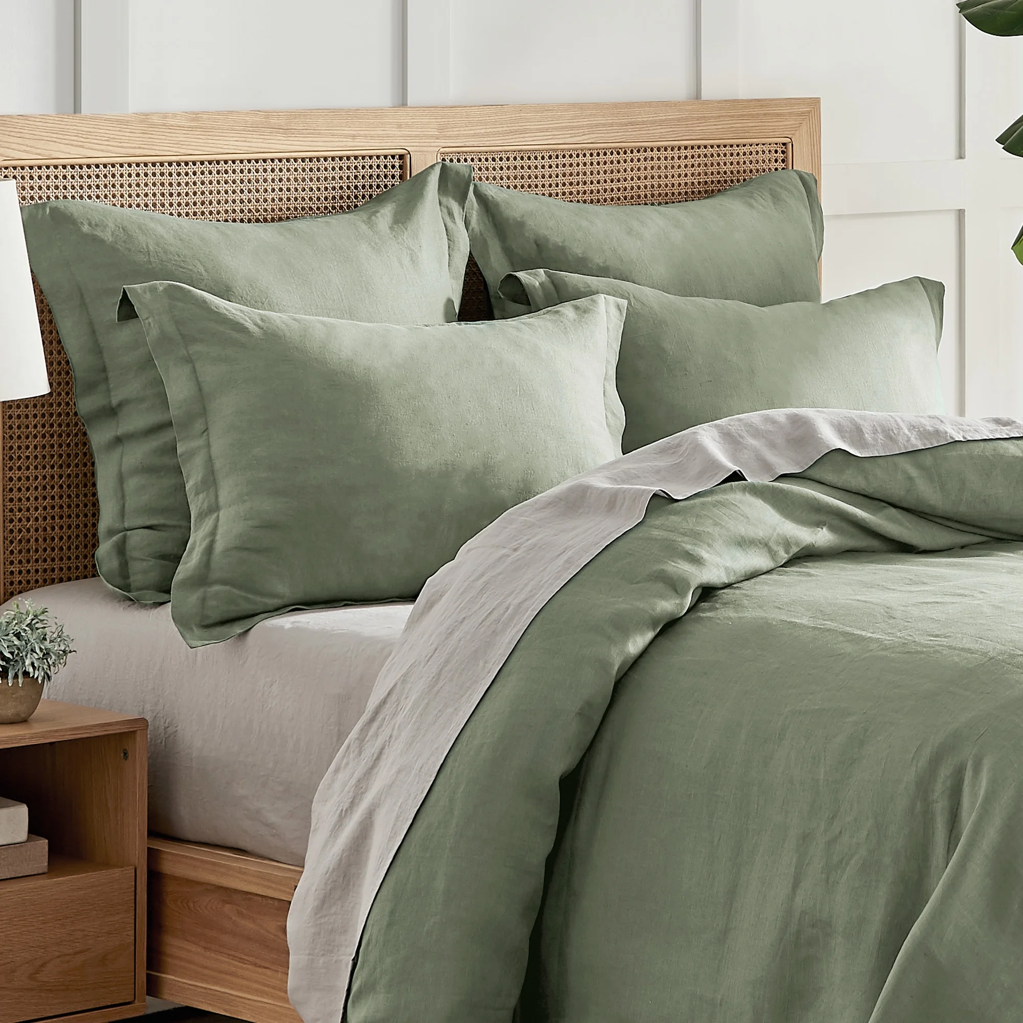 Levtex Home - 100% Linen - Queen Duvet Cover - Washed Linen - Cocoa - Duvet Cover Size (90x94in.)(Full/Queen/Cocoa)