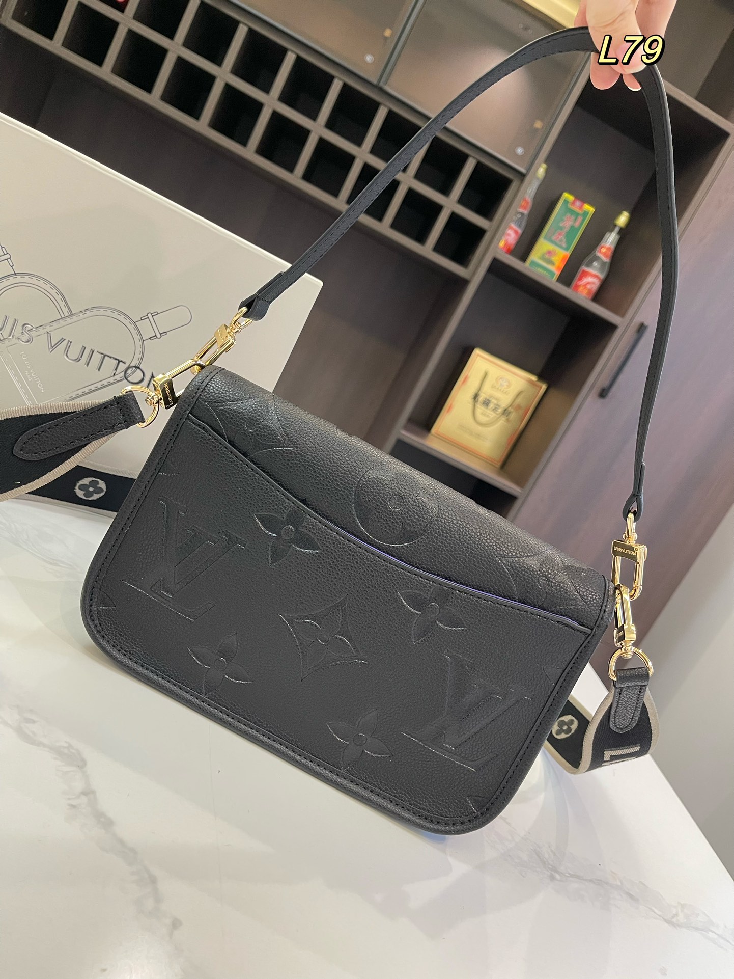 Louis new arrival Diane bag size??25*17cm