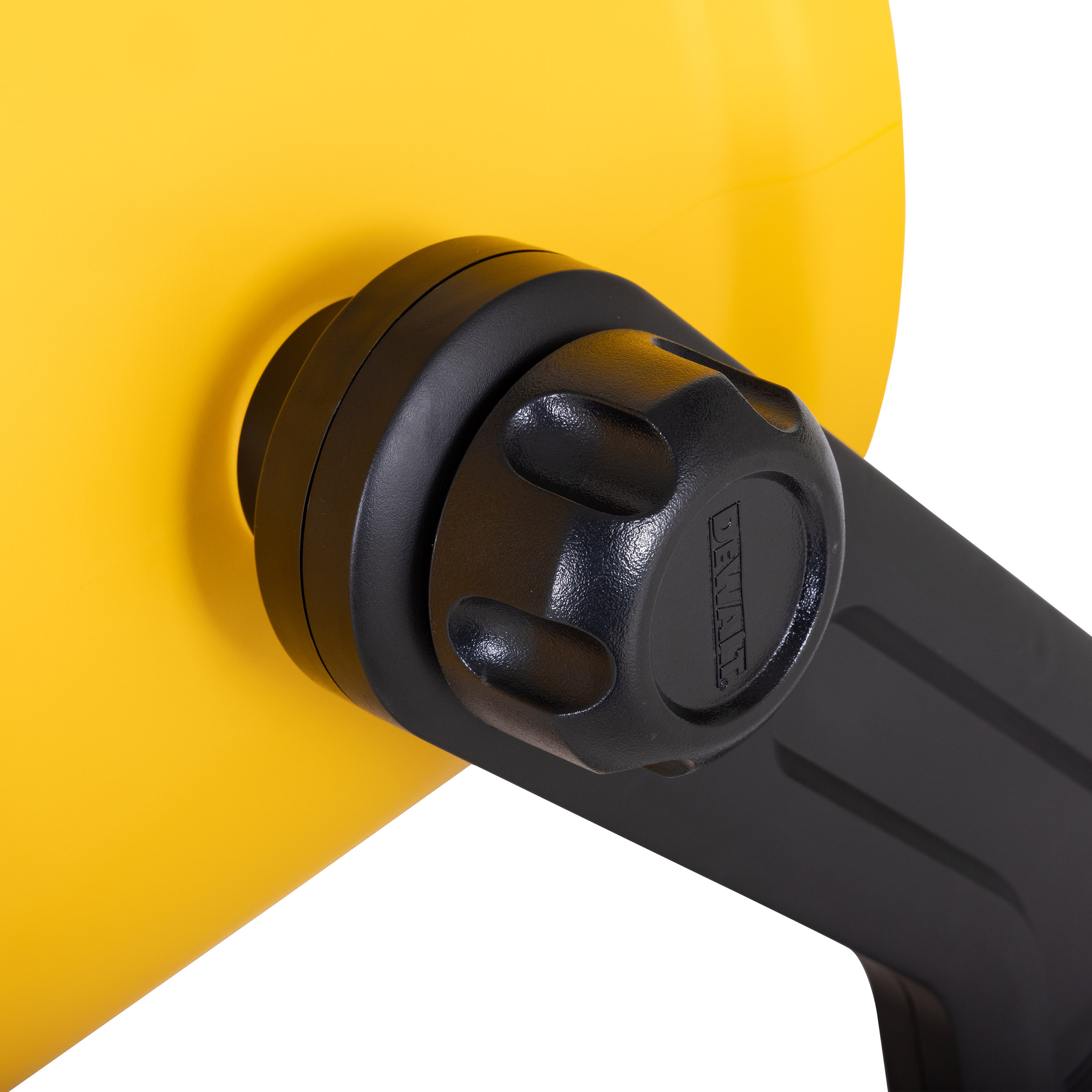 Dewalt 16' 3 - Speed Benchtop and Hanging Drum Fan