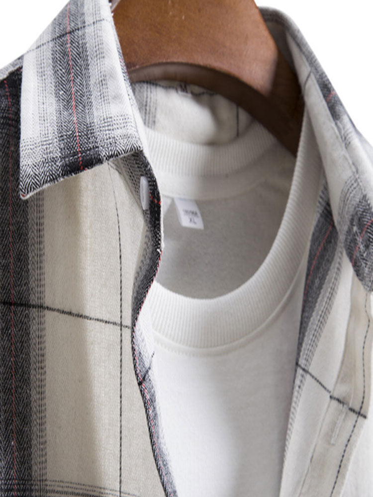 Chemise à carreaux boutonnée