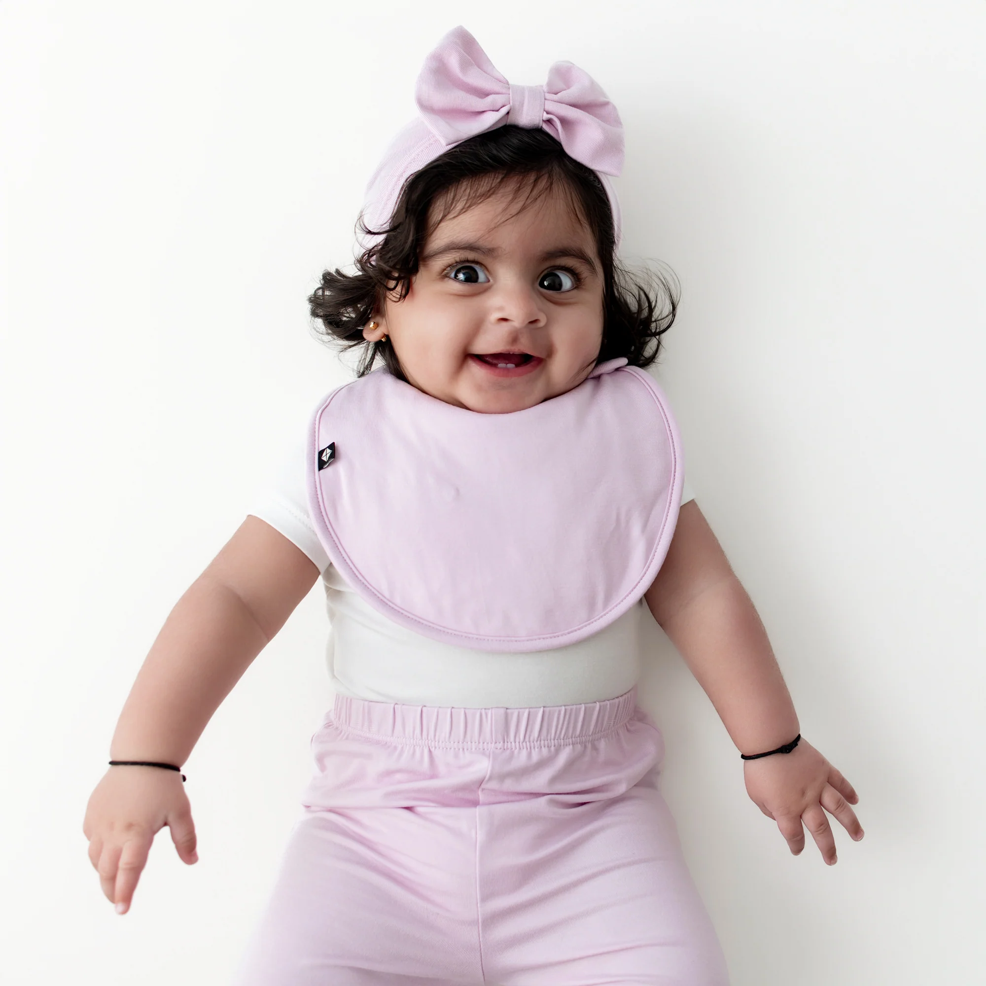 Cushy Bib in Thistle