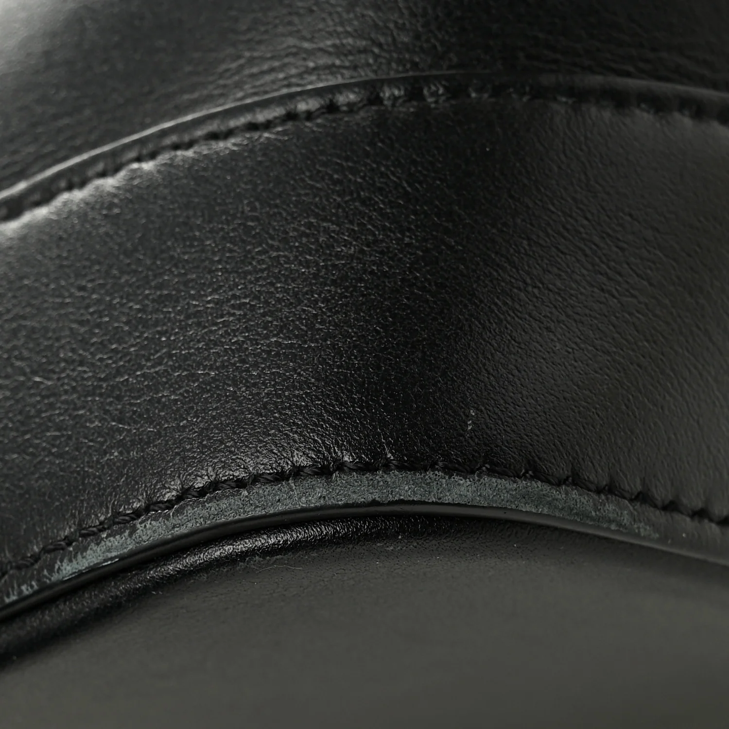 Smooth Calfskin Small Cuir Triomphe Bucket Bag Black