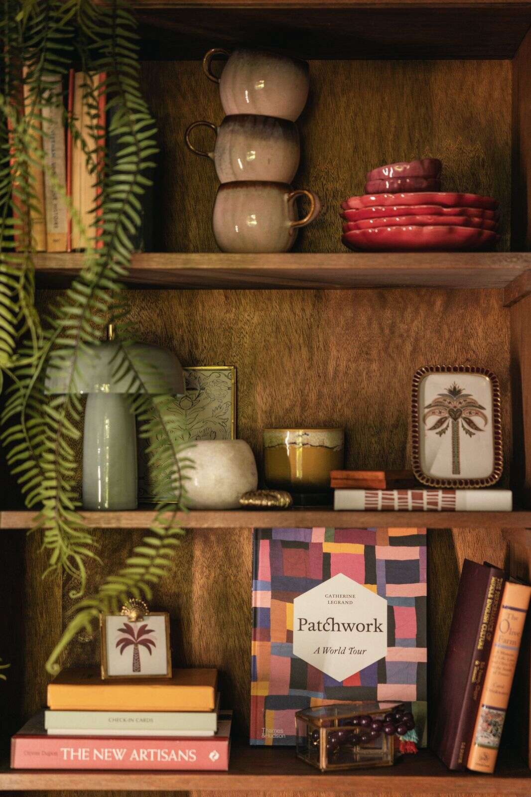 Goudkleurige schelpen kandelaar