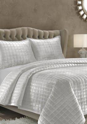 Tribeca Living Florence Velvet Oversized Solid Quilt Set King Silver