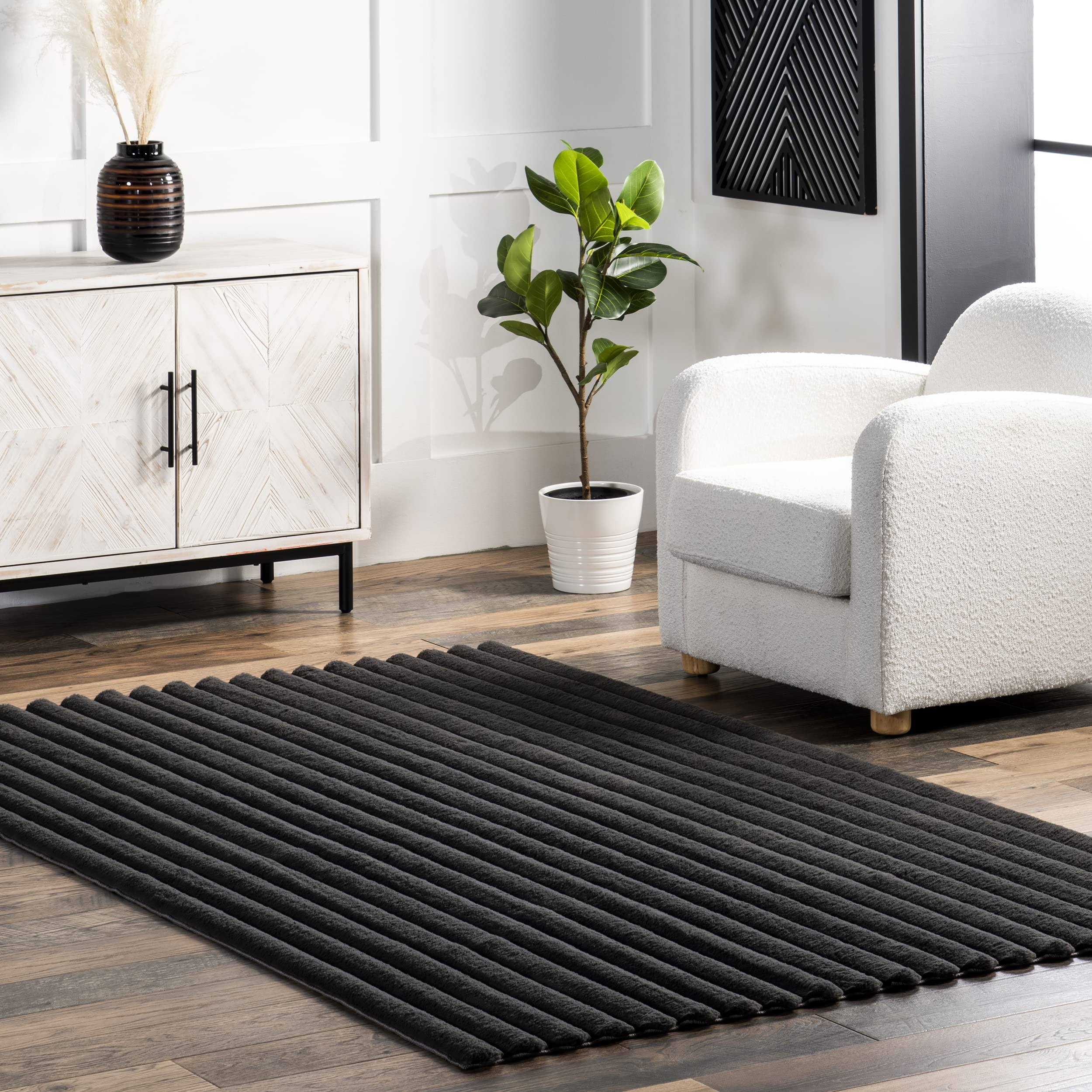 nuLOOM Kai Stripe Faux Rabbit Machine Washable Area Rug Gray 3' 9