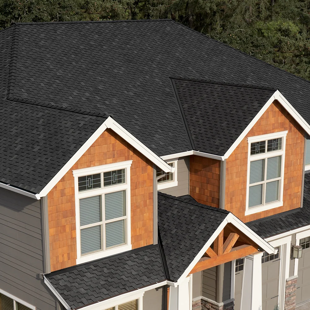 Owens Corning Woodcrest Lifetime Architectural Asphalt Shingles – Carbon (6 Bundles per Square, 16.67-sq ft per Bundle)