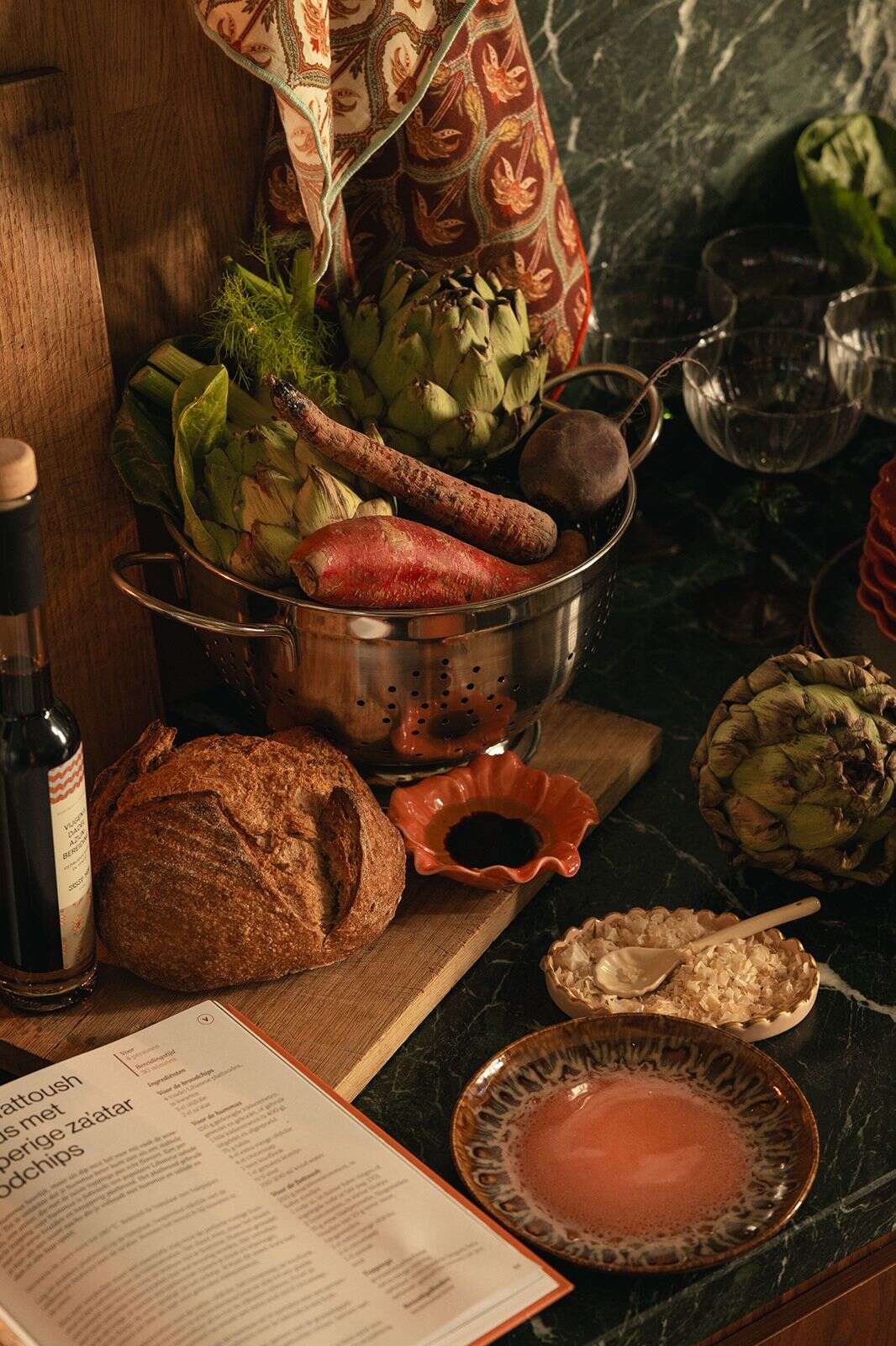 Witte schelpen theelepel