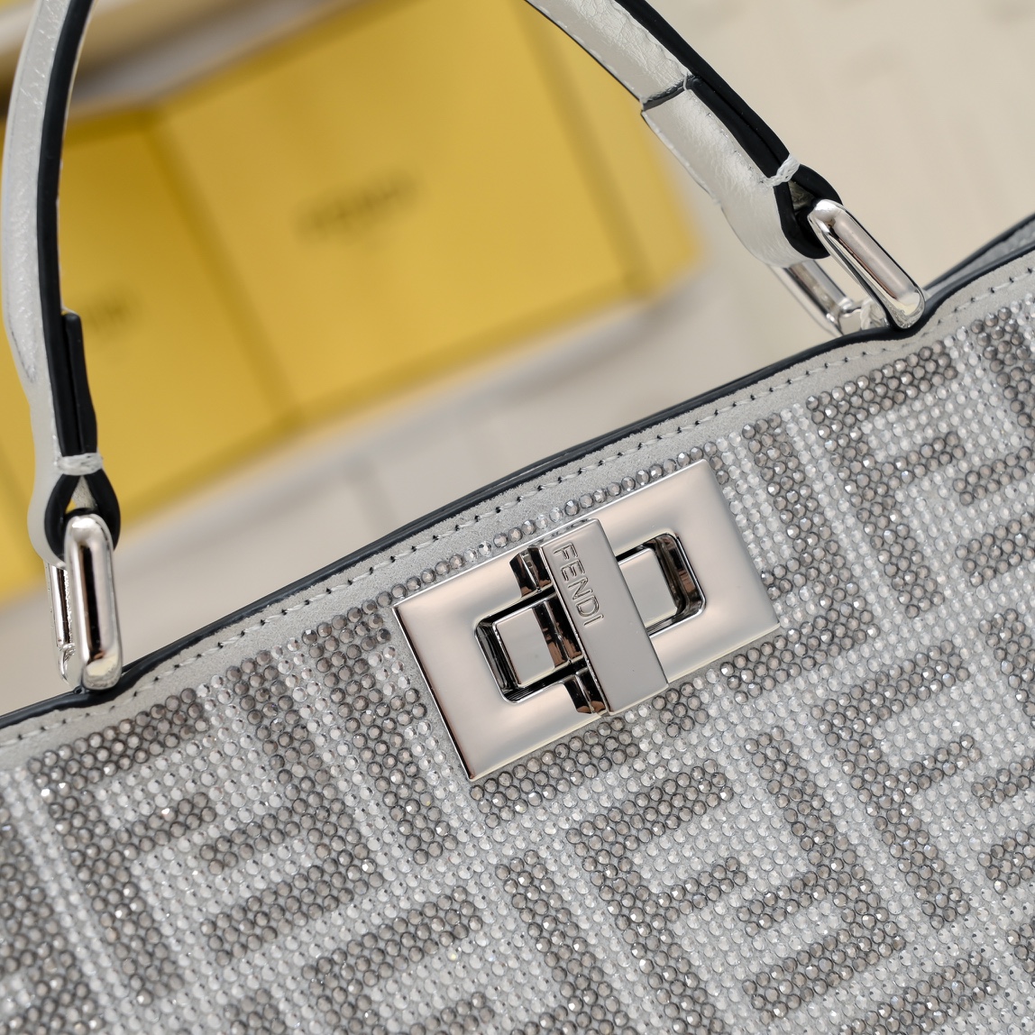 Fen Peekaboo ISeeU Petite diamond tote bag