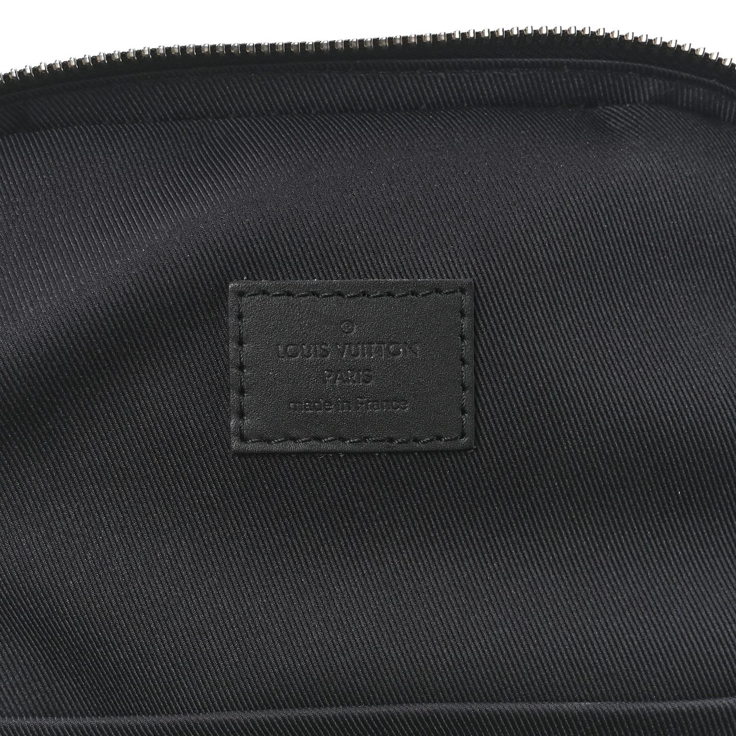 Damier Graphite Avenue Sling Bag Onyx Silver