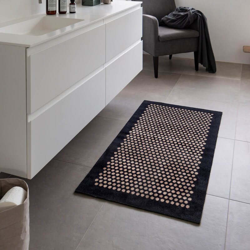 Dot gulvmatte 120x67 cm svart/sand