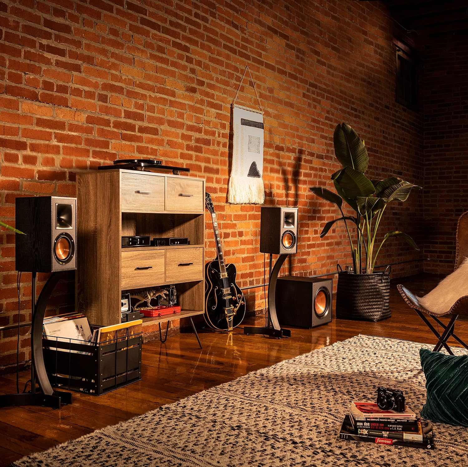 Klipsch R-51M Bookshelf Speaker (Pair)  Black