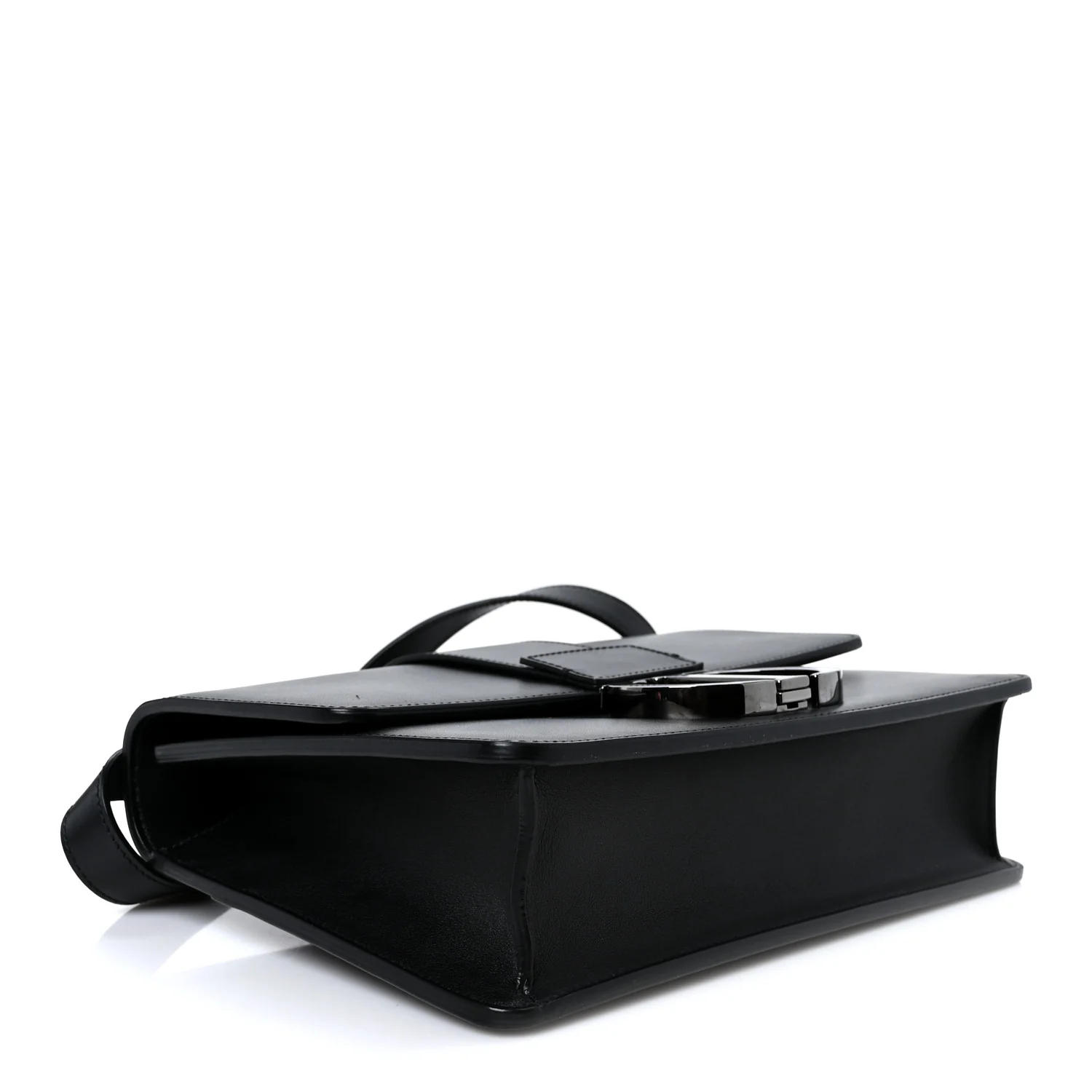 Box Calfskin 30 Montaigne Flap Bag Black