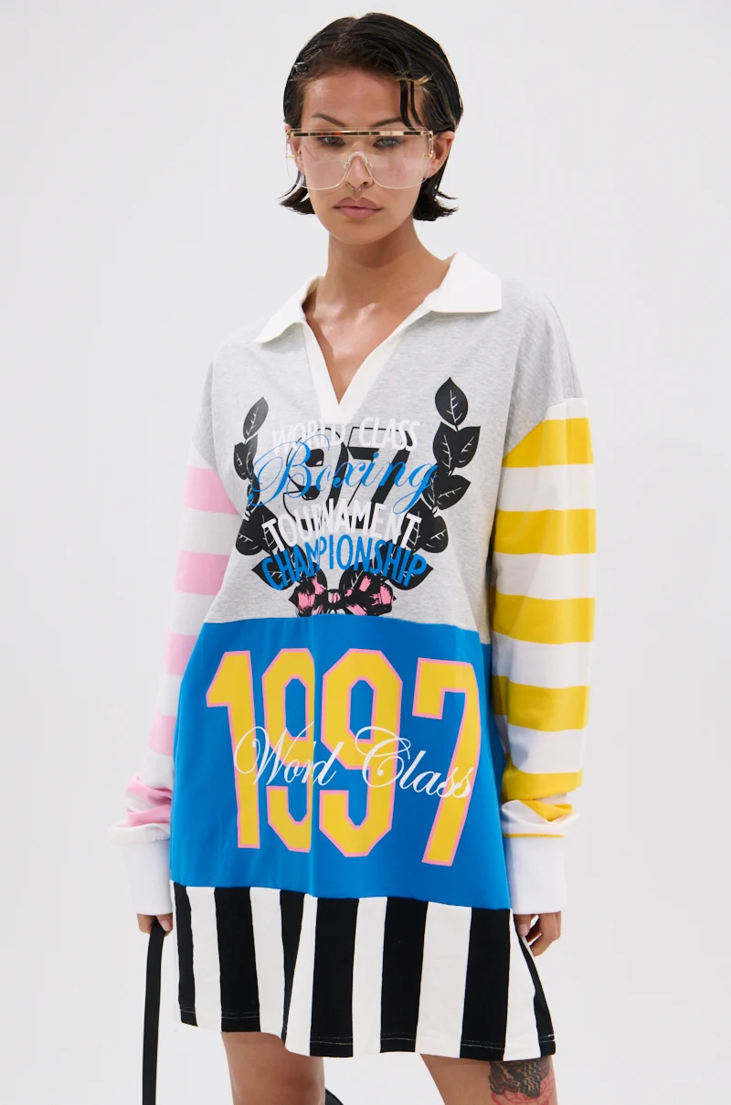 HERE FOR THE DRINKS PRINTED TSHIRT DRESS - Akira Store