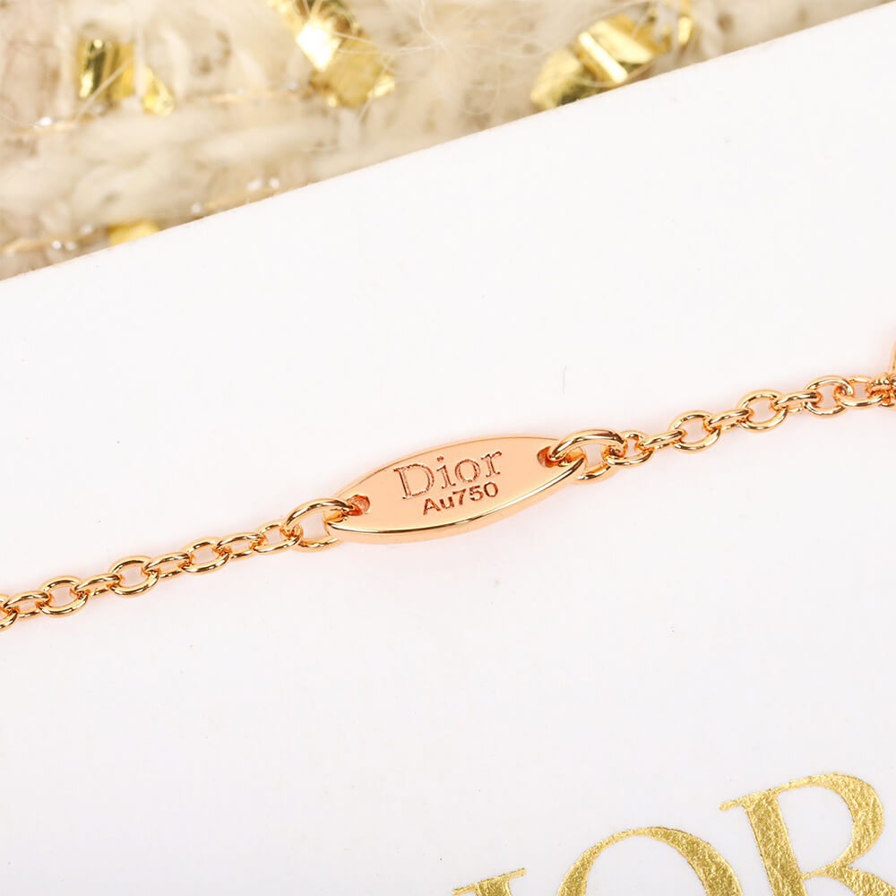 DIOR necklace