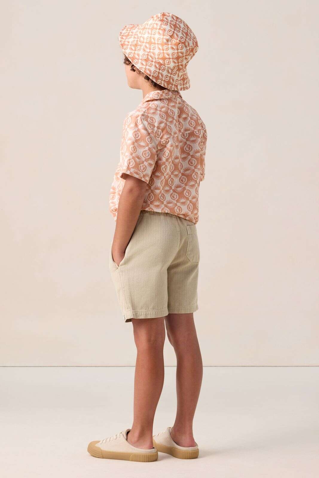 Beige herringbone short