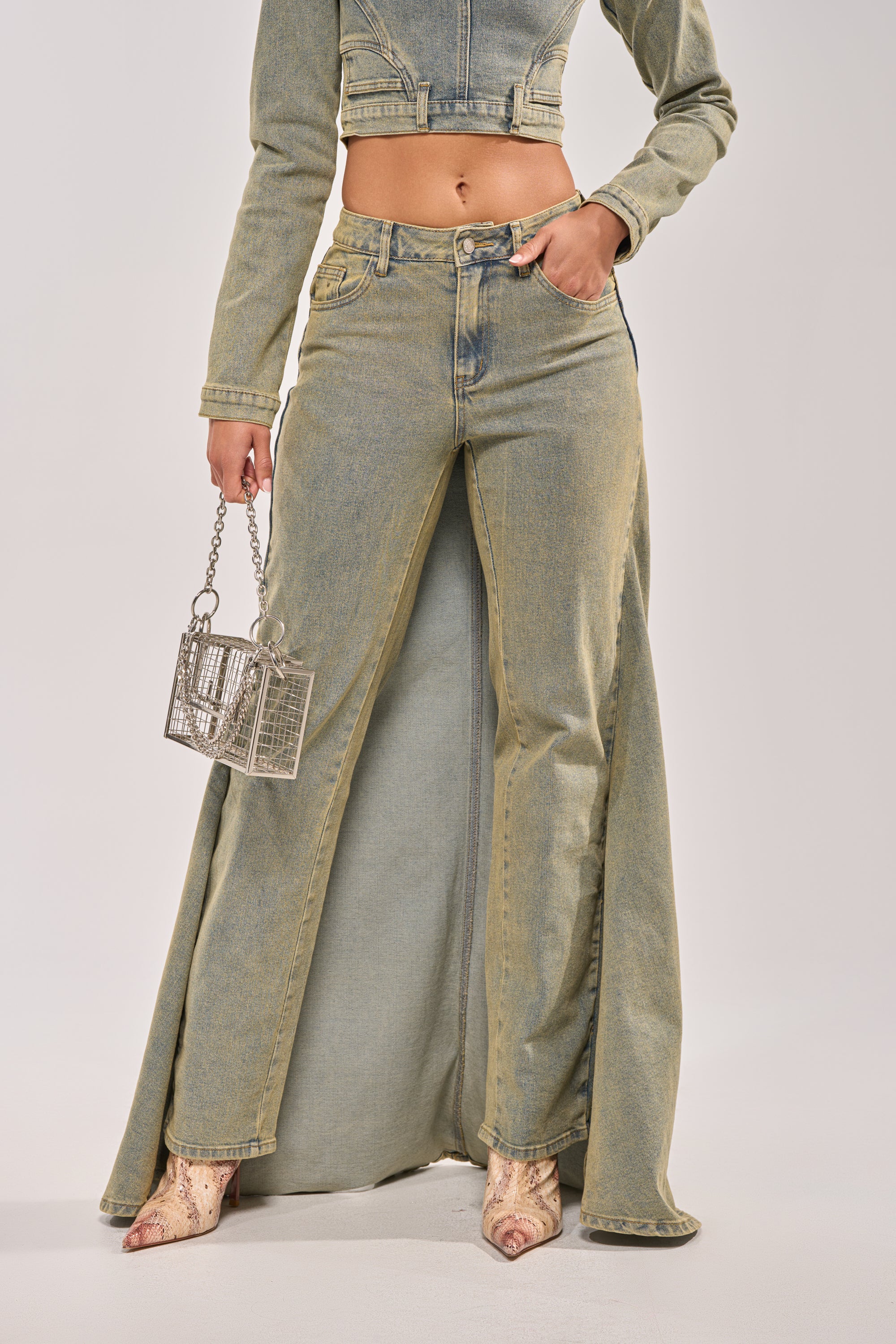 BIG STEPPER DENIM PANT - Akira Store