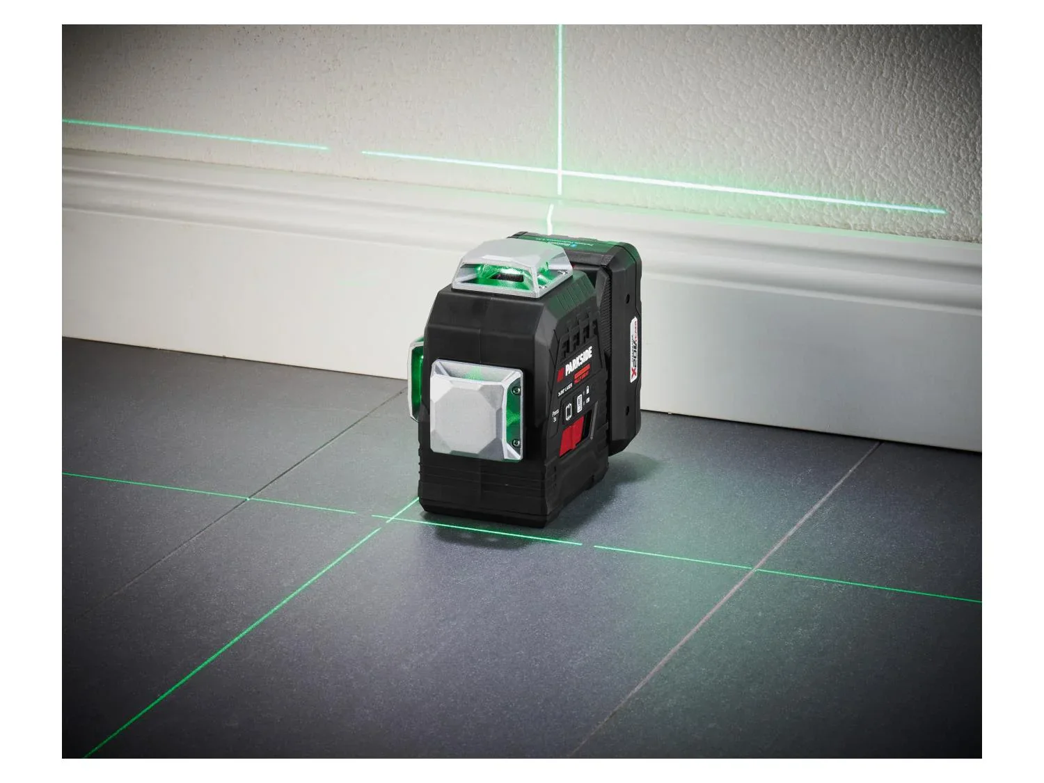 PARKSIDE PERFORMANCE Set niveau laser en croix sans fil PKLLP 3360 A1 + batterie + chargeur, 20 V