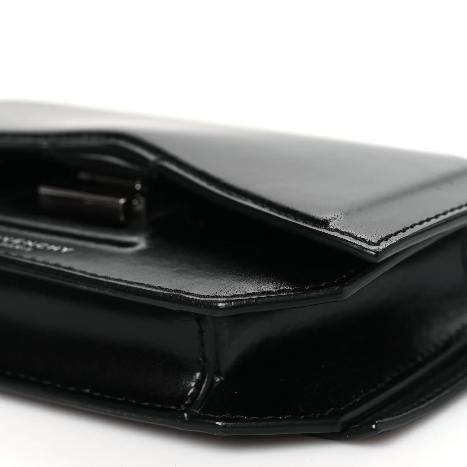Calfskin Bow Cut Chain Wallet Black