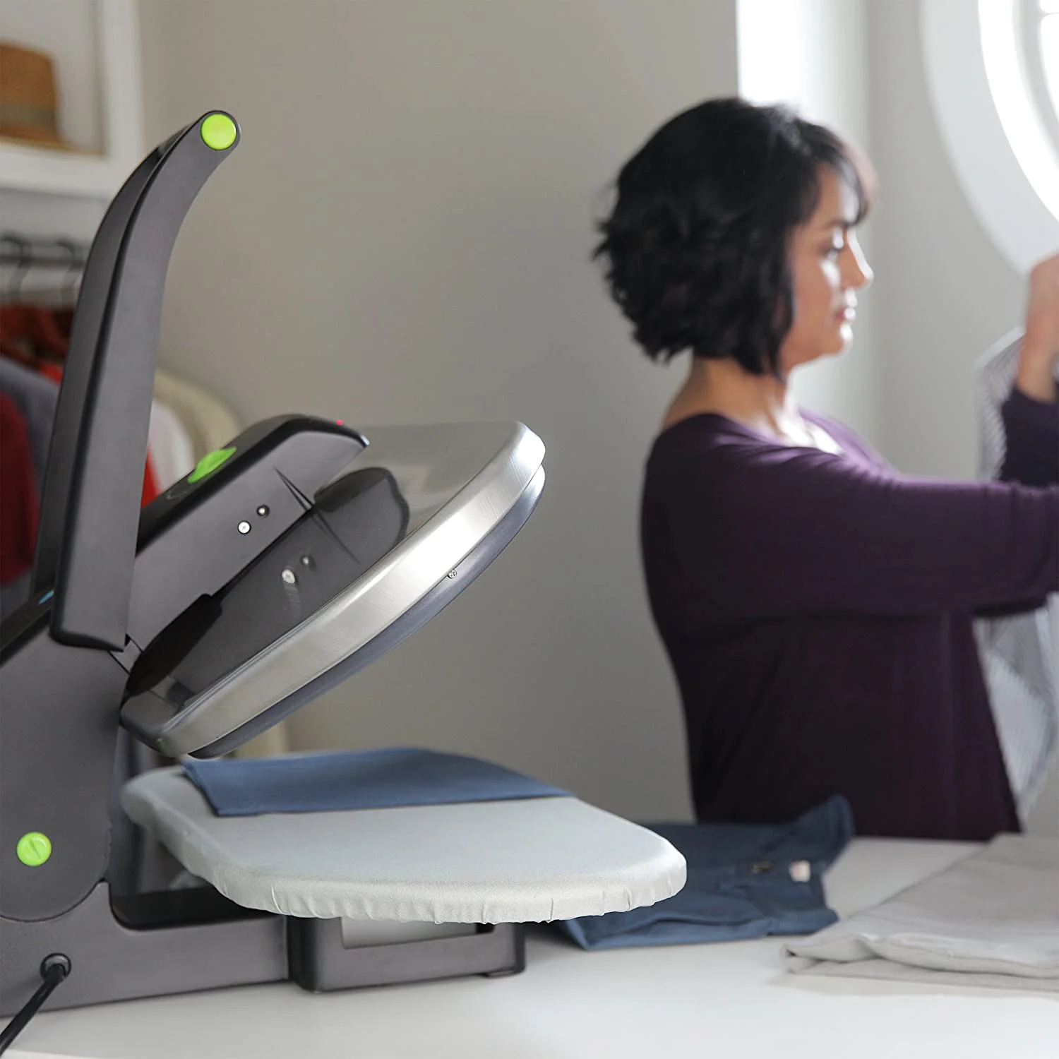 SF-680 Digital Steam Press with Multiple Fabric Settings - Image 4