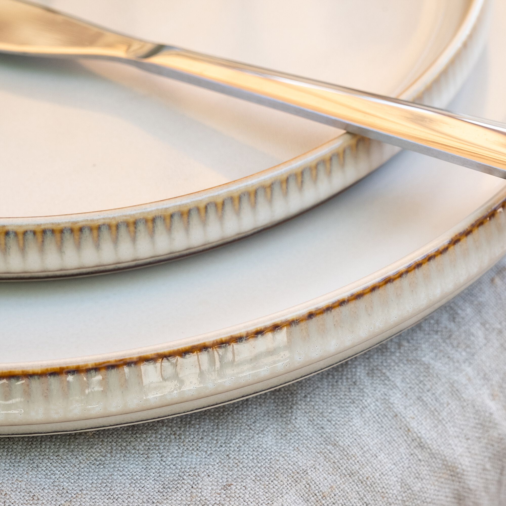 STRIE - Assiette à dessert en grès D21,3cm - beige