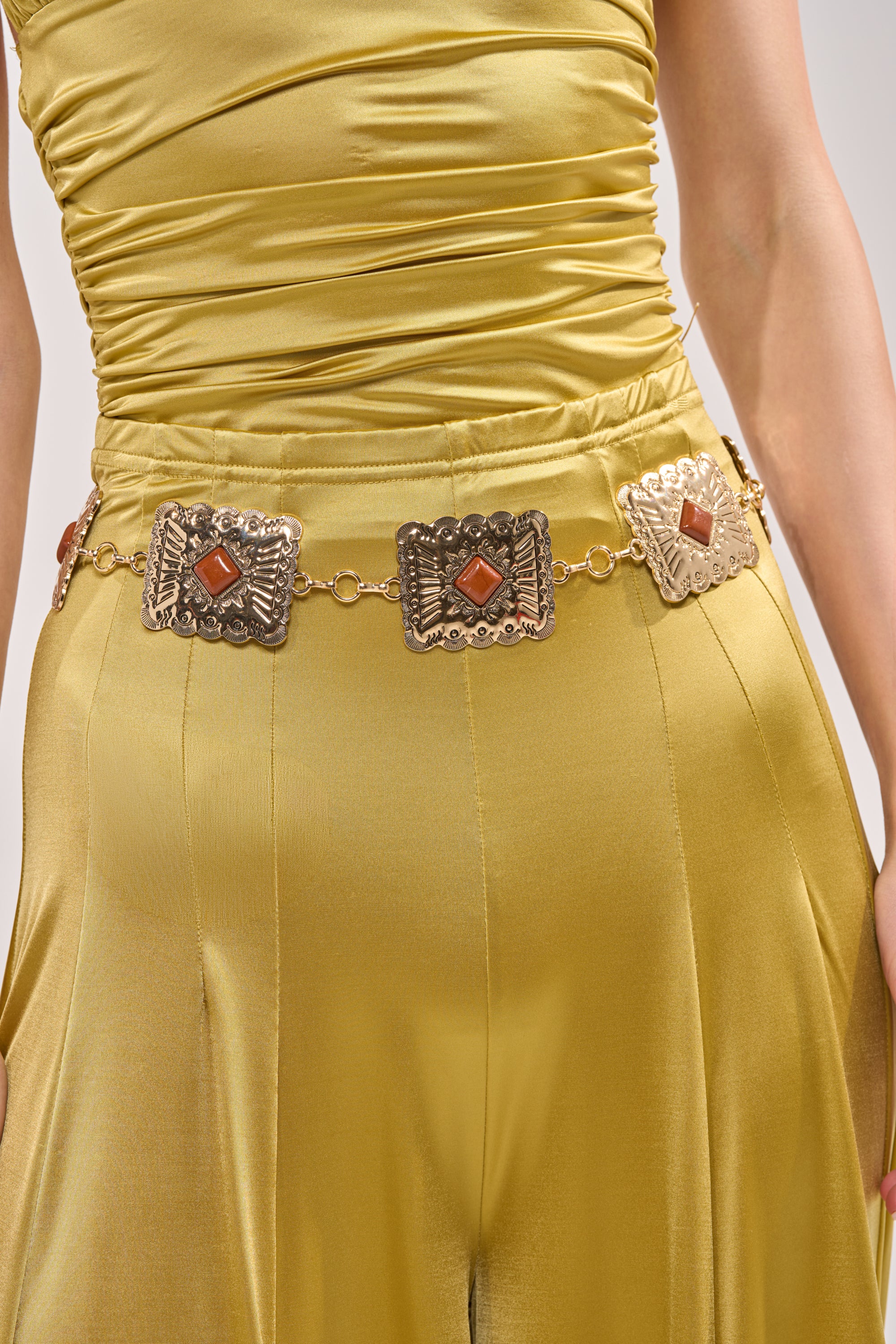 LOCKED IN LOVE CHAIN BELT - Akira Store