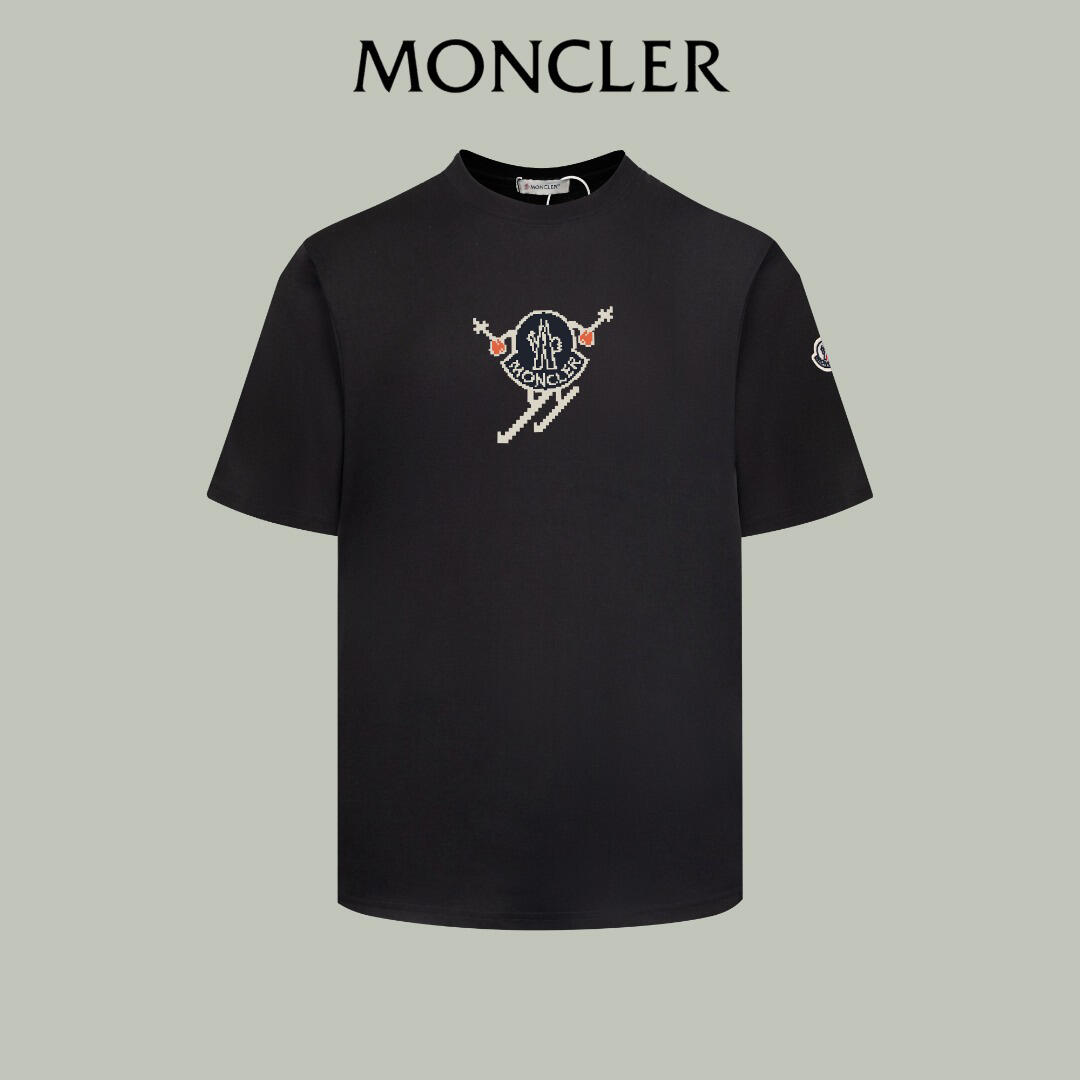 【Moncler 】（モンクレール）男女兼用、ご好評に付き再入荷！半袖Tシャツ