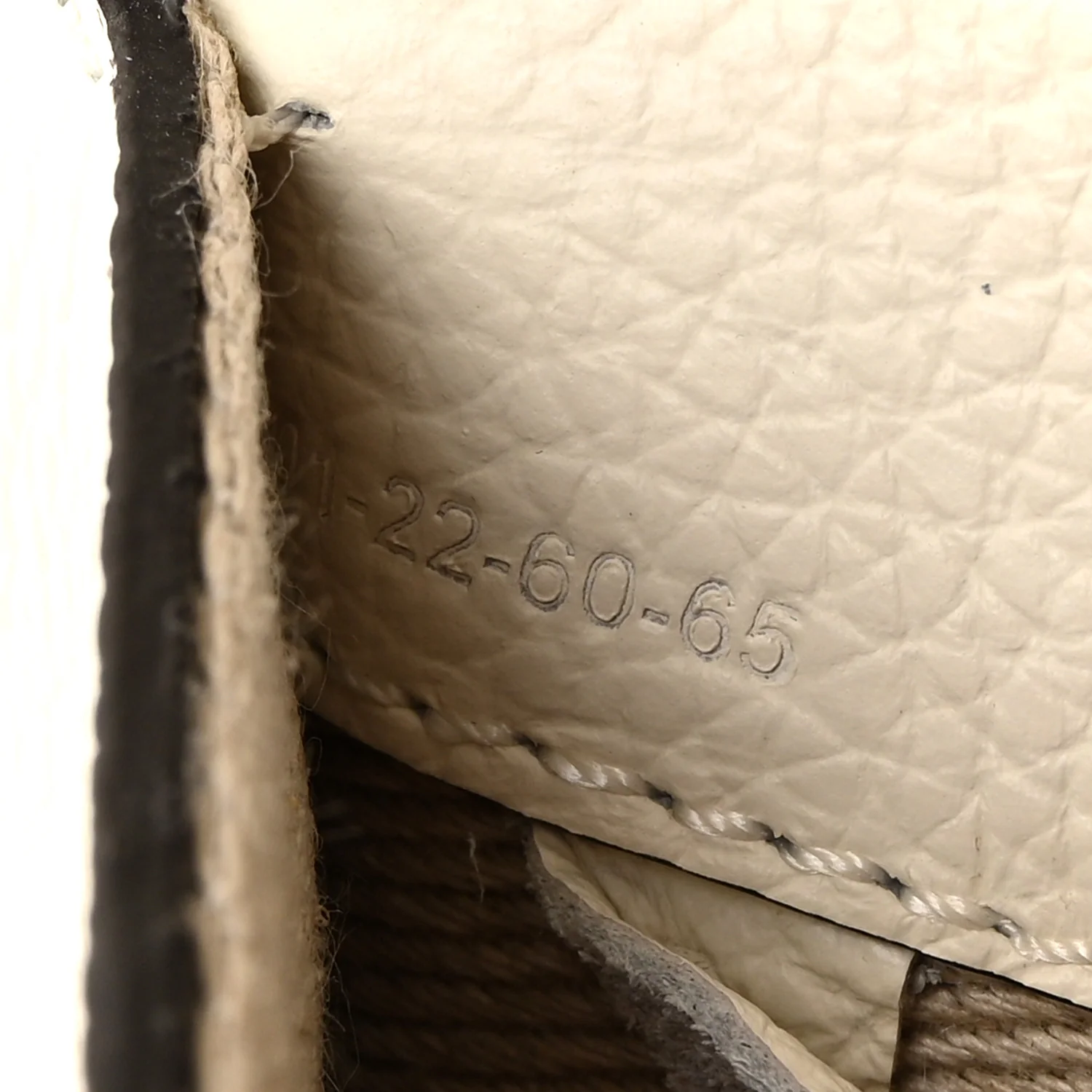 Raffia Grain Calfskin Medium Marcie Basket White