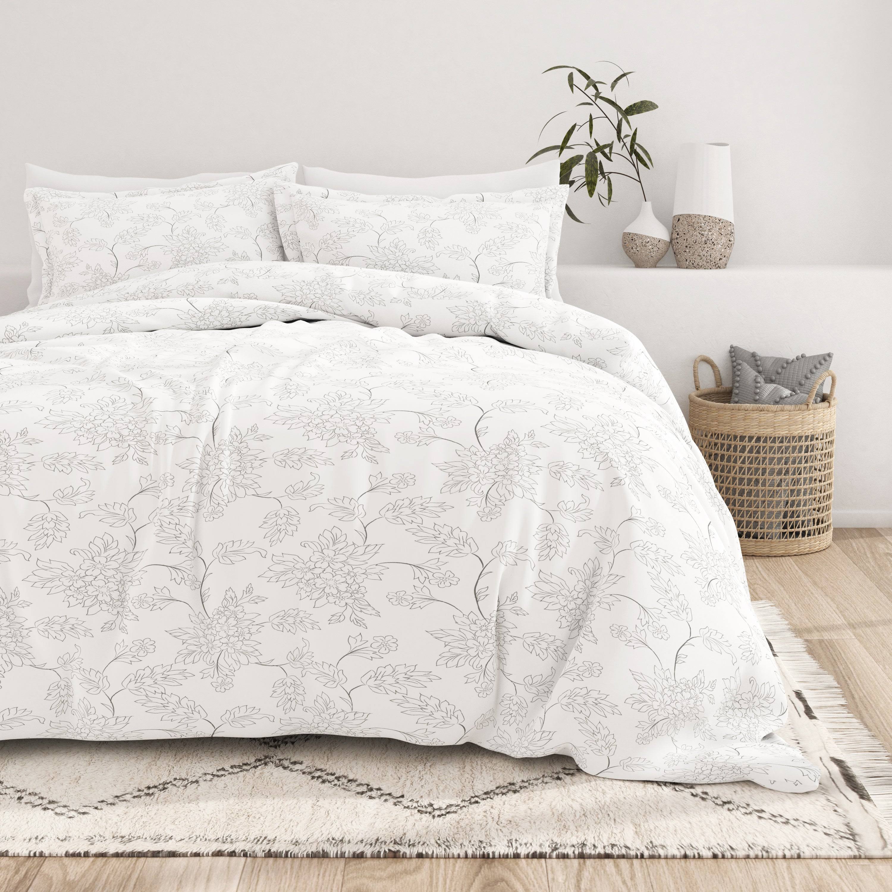 Vine-Patterned 3-Piece Duvet Cover Set, Queen