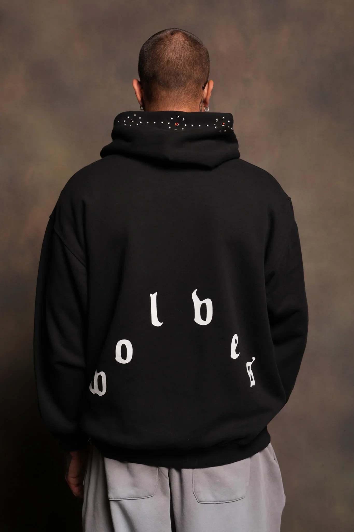 Dama De Las Rosas Bishop Hoodie In Black