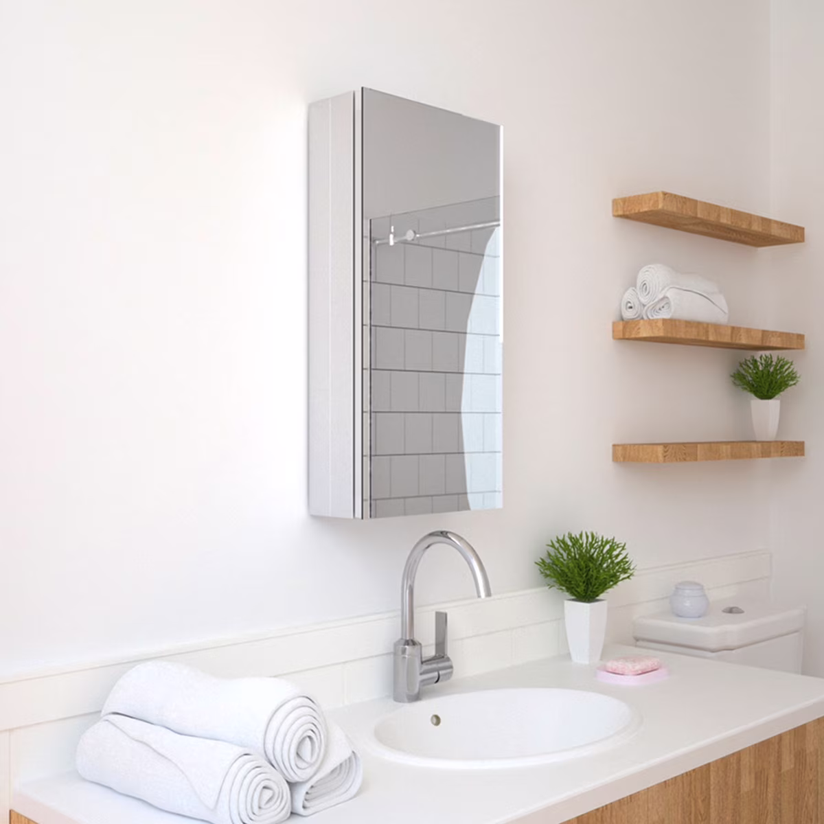 Bathroom Vanities & Cabinets