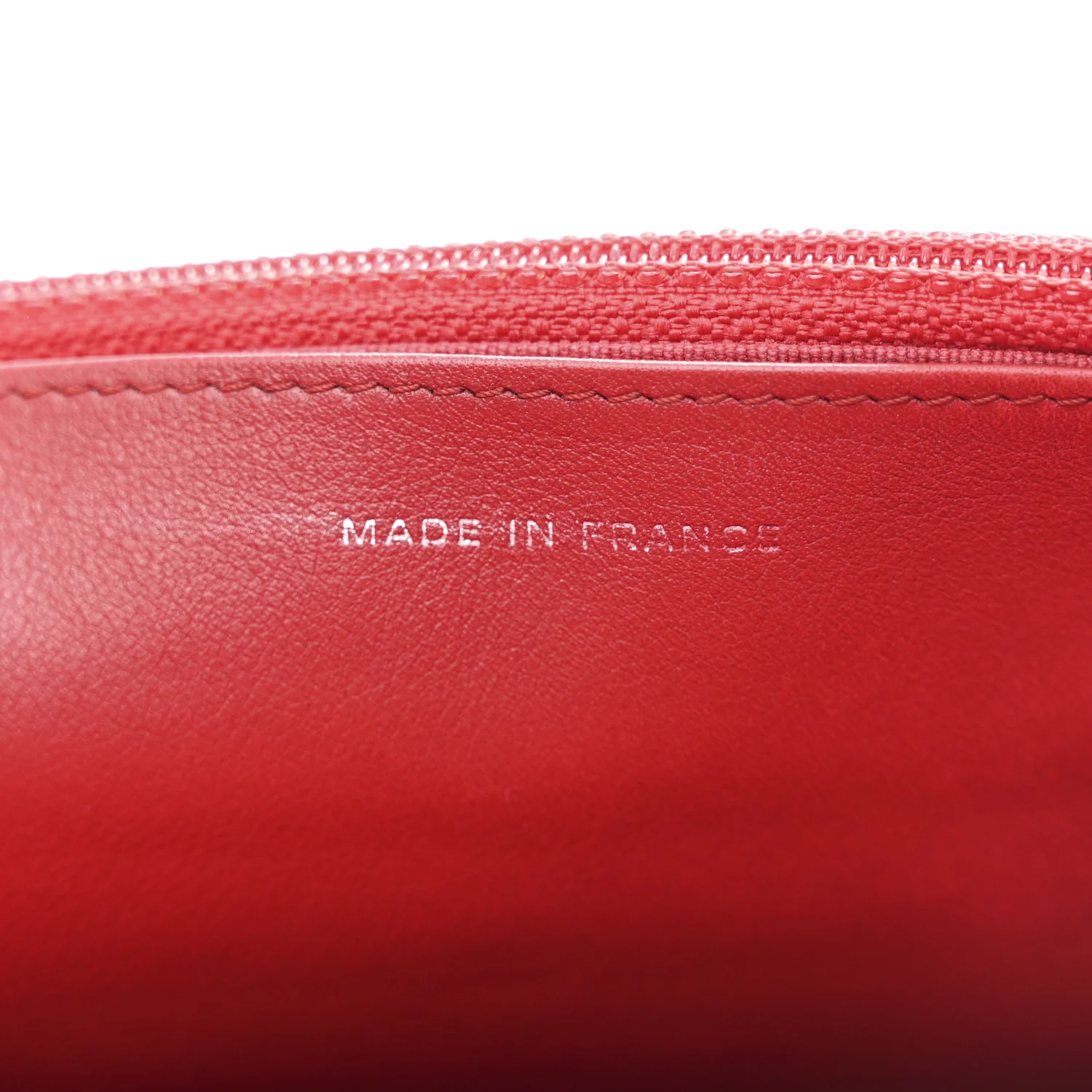 Caviar Quilted Wallet on Chain WOC Red