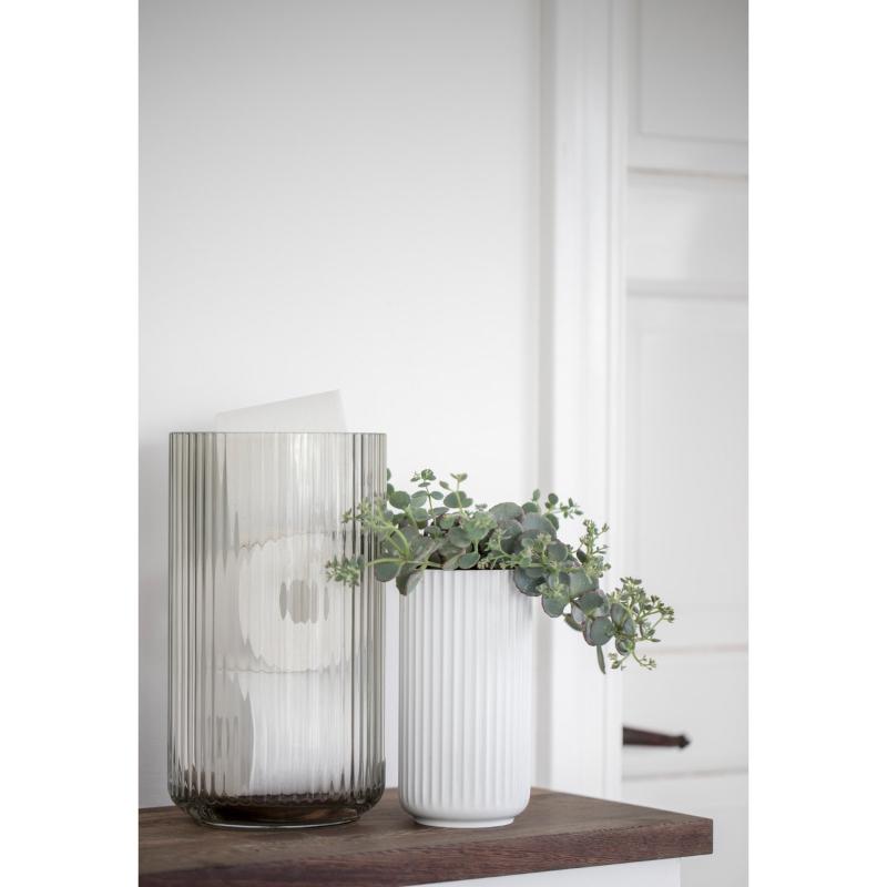 Vase i porselen 31 cm hvit