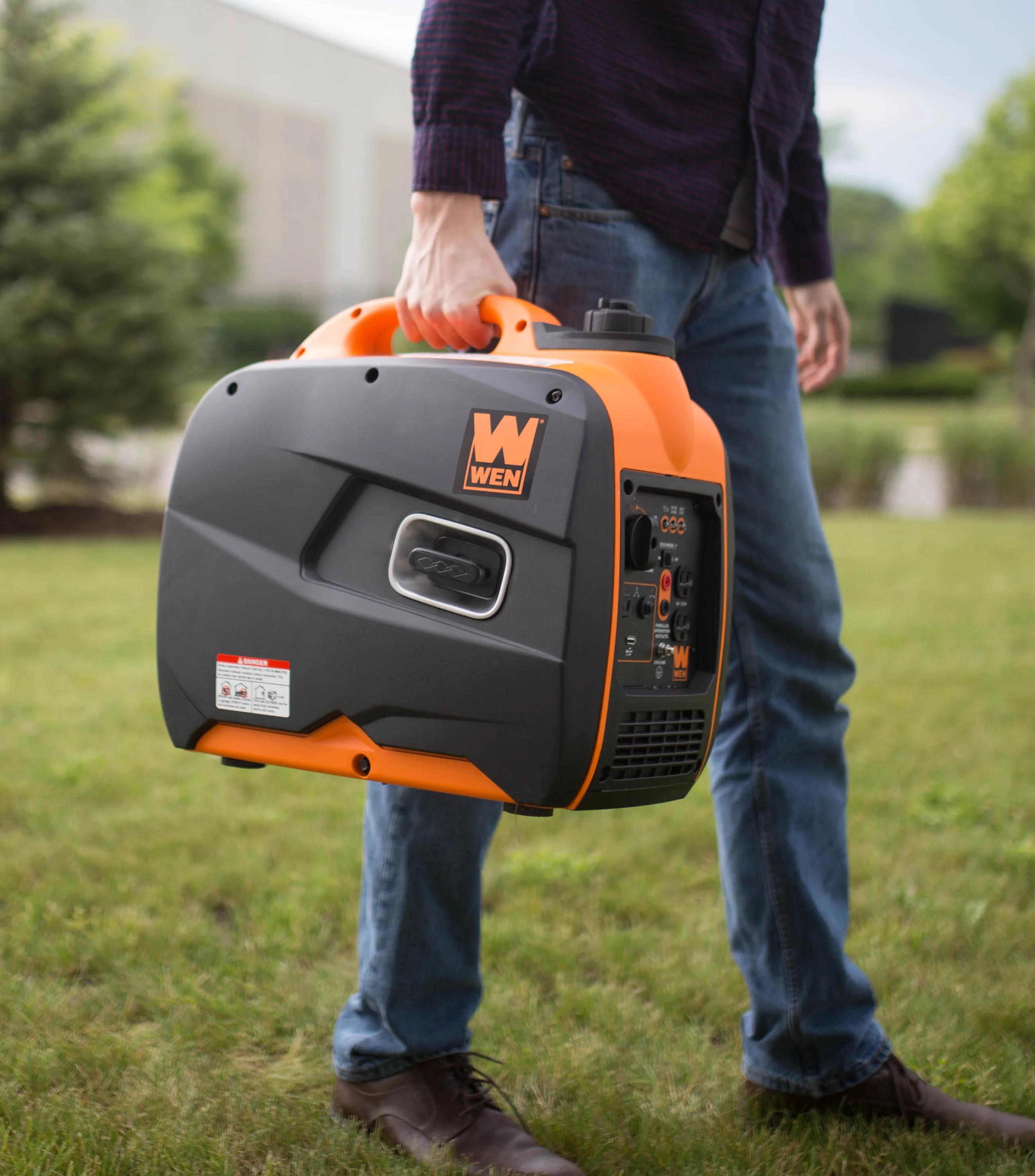 Super Quiet 2000-Watt Portable Inverter Generator, CARB Compliant - Image 6
