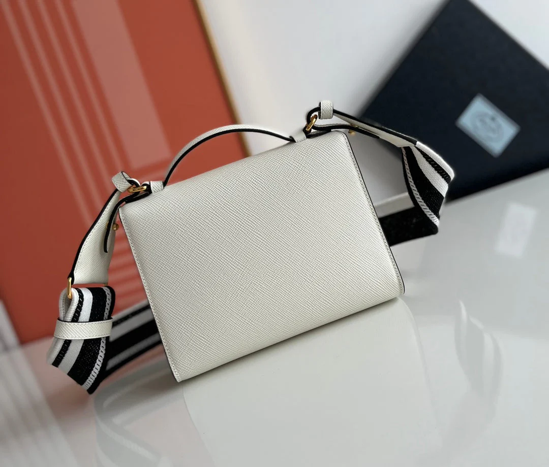 Prada Monochrome Saffiano 21 Leather Bag in White 21x14x6.5cm