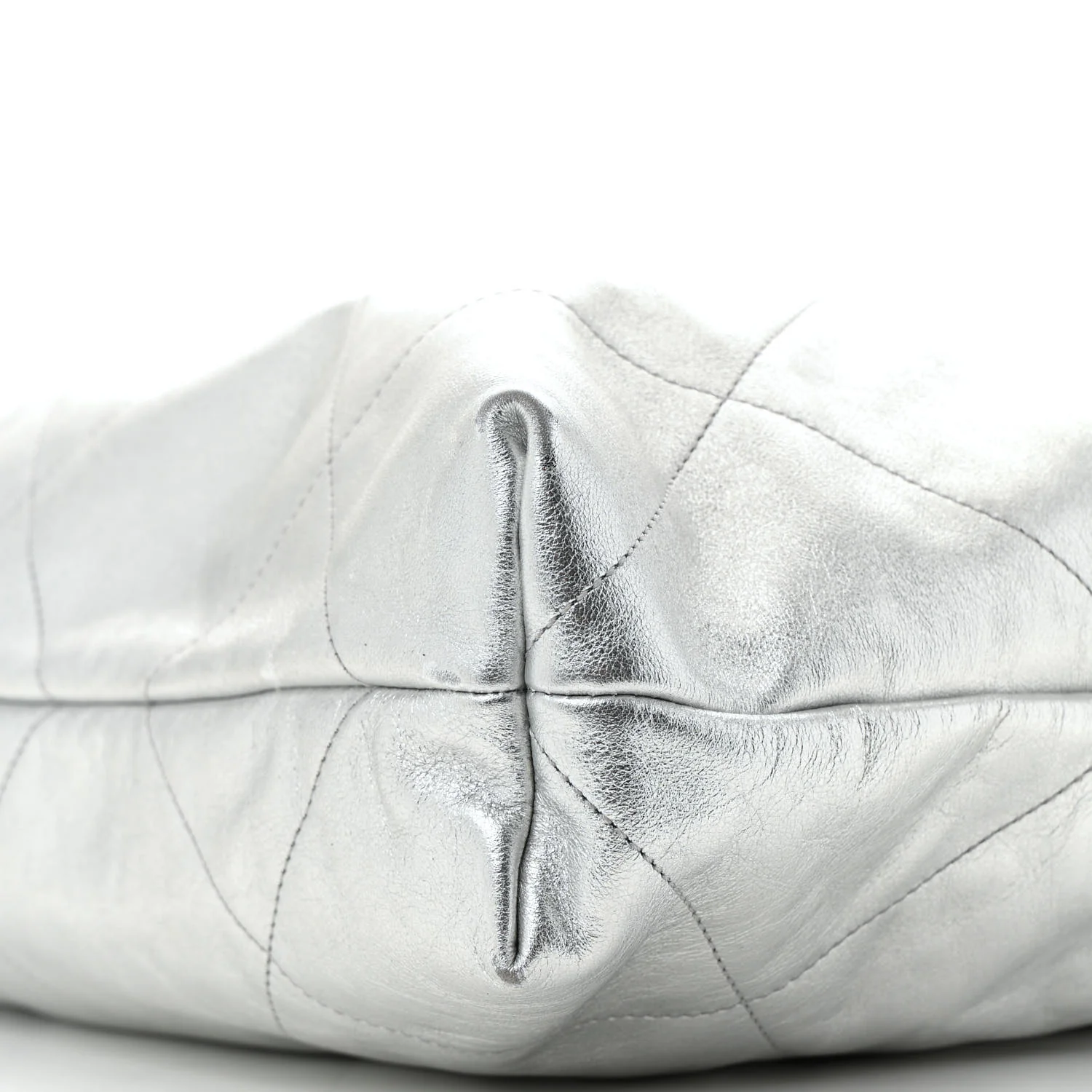 Metallic Calfskin Quilted Chanel 22 Silver