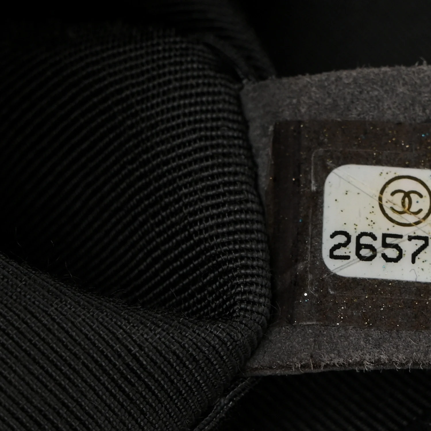Caviar Quilted Medium Boy Flap Dark Grey